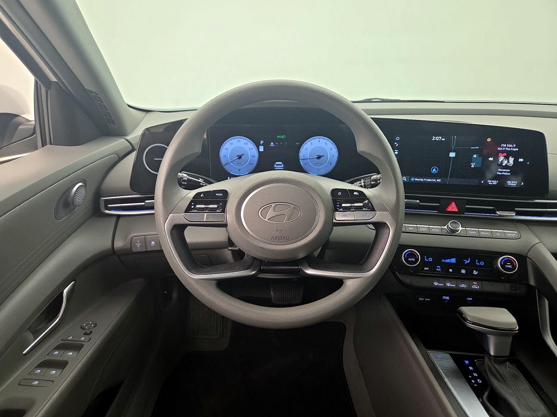 Thumbnail: 2024 Hyundai Elantra - 10