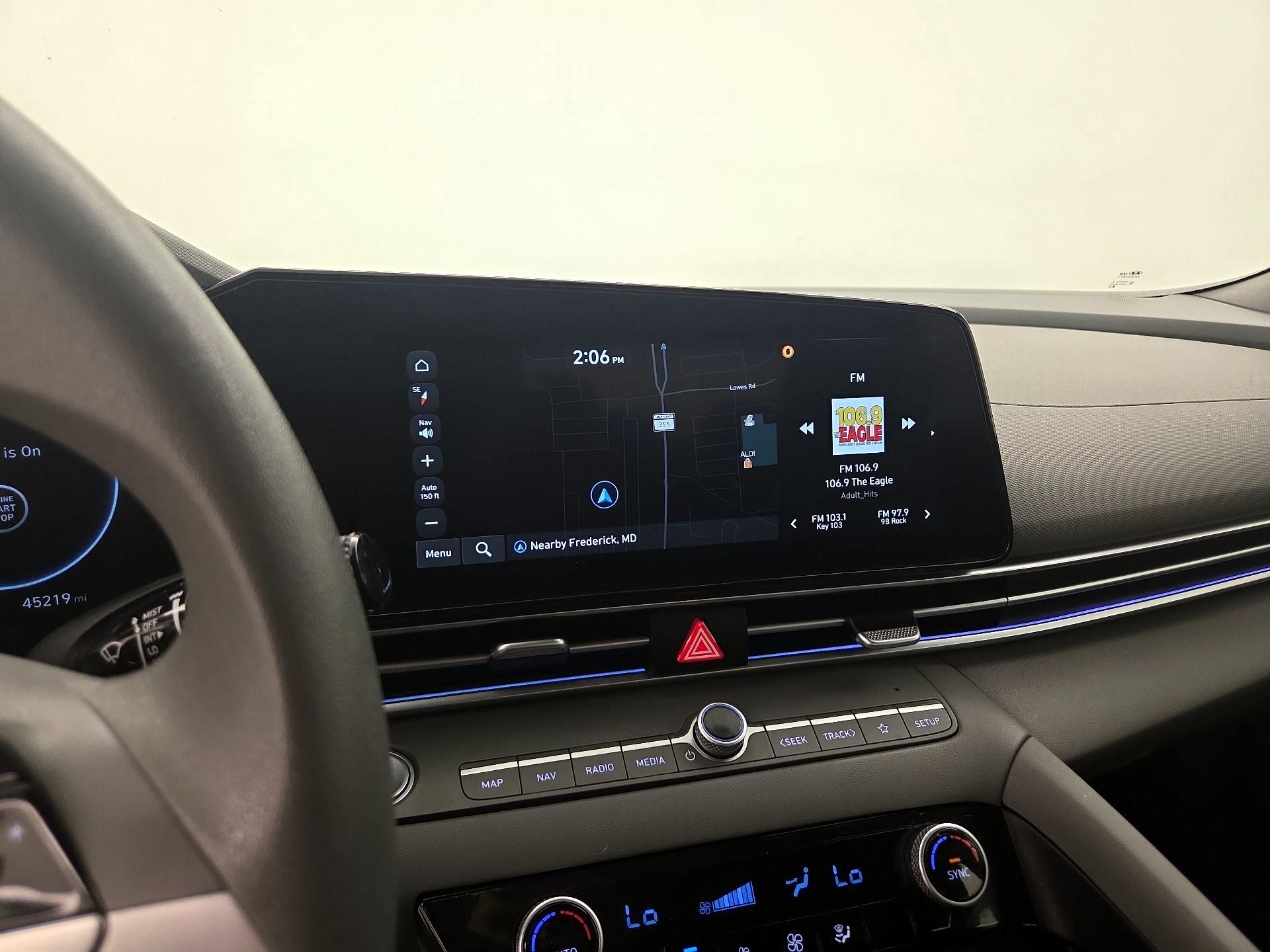 Thumbnail: 2024 Hyundai Elantra - 14