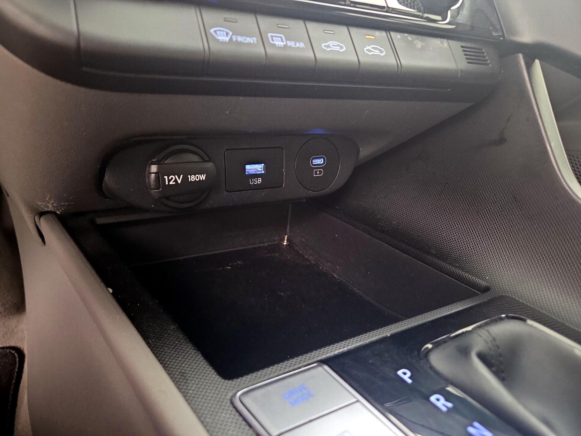 Thumbnail: 2024 Hyundai Elantra - 19