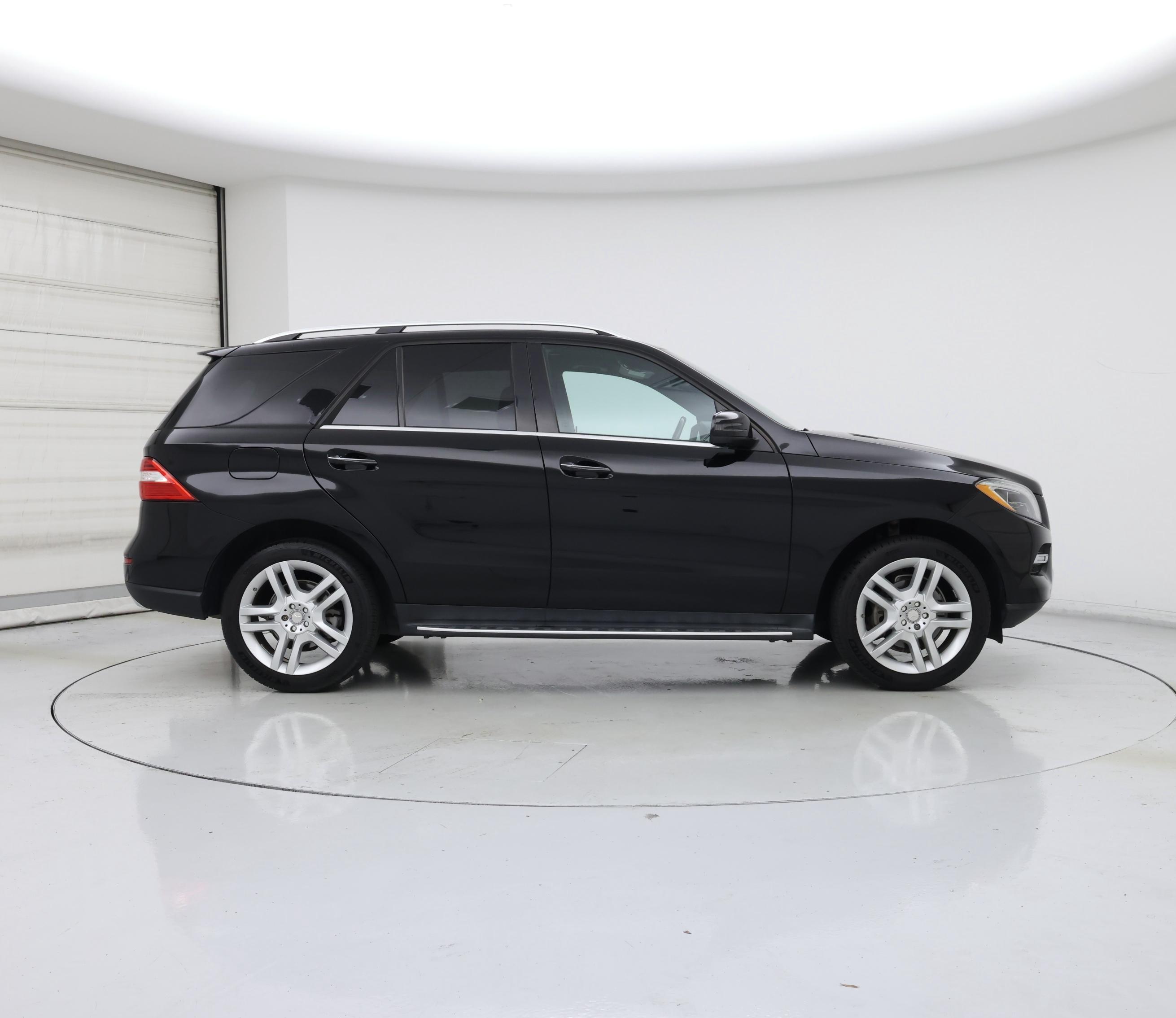 Thumbnail: 2015 Mercedes-Benz M-Class - 7