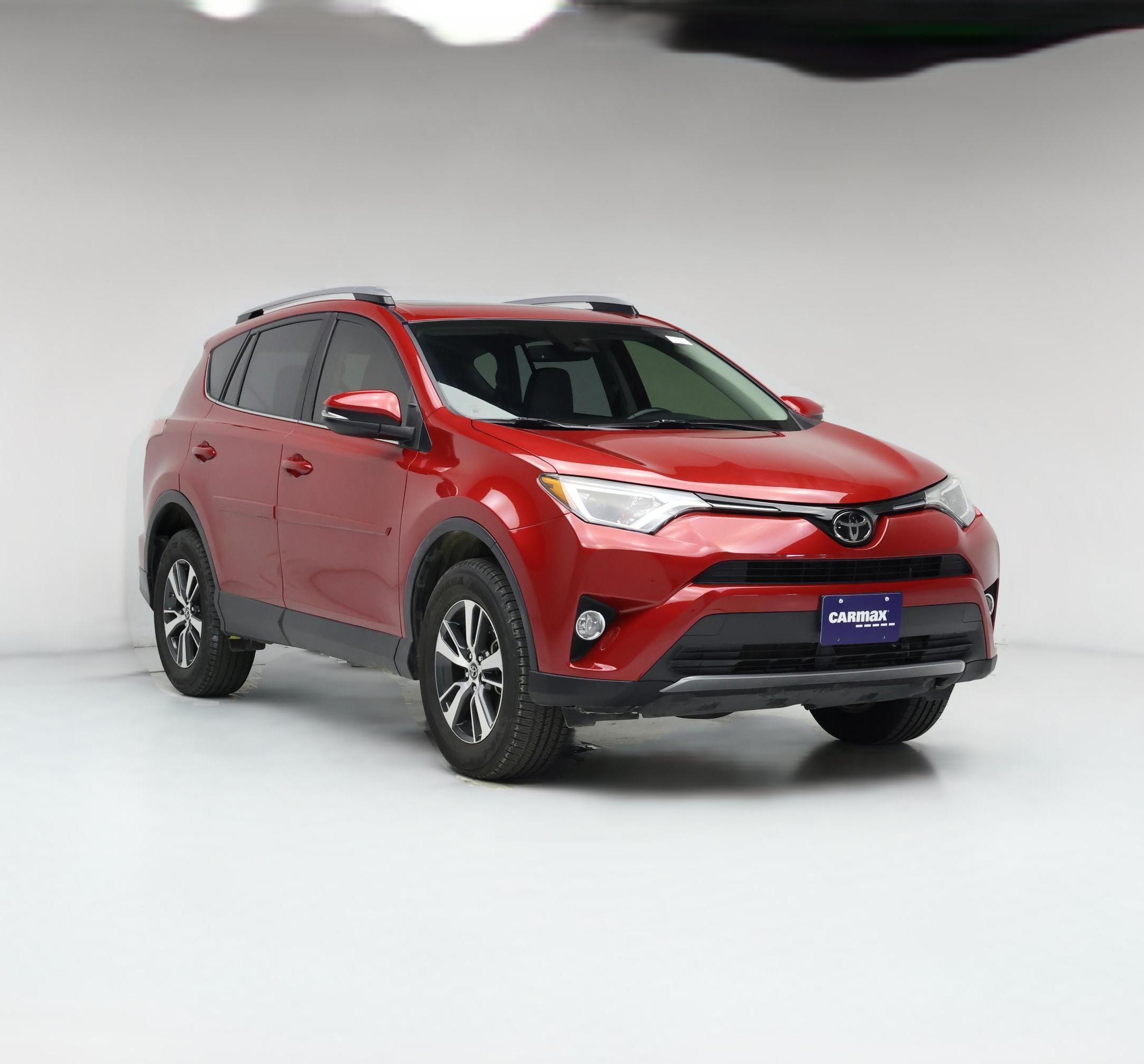 Thumbnail: 2017 Toyota RAV4 - 1