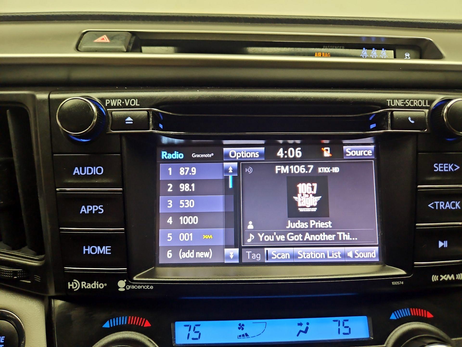 Thumbnail: 2017 Toyota RAV4 - 15