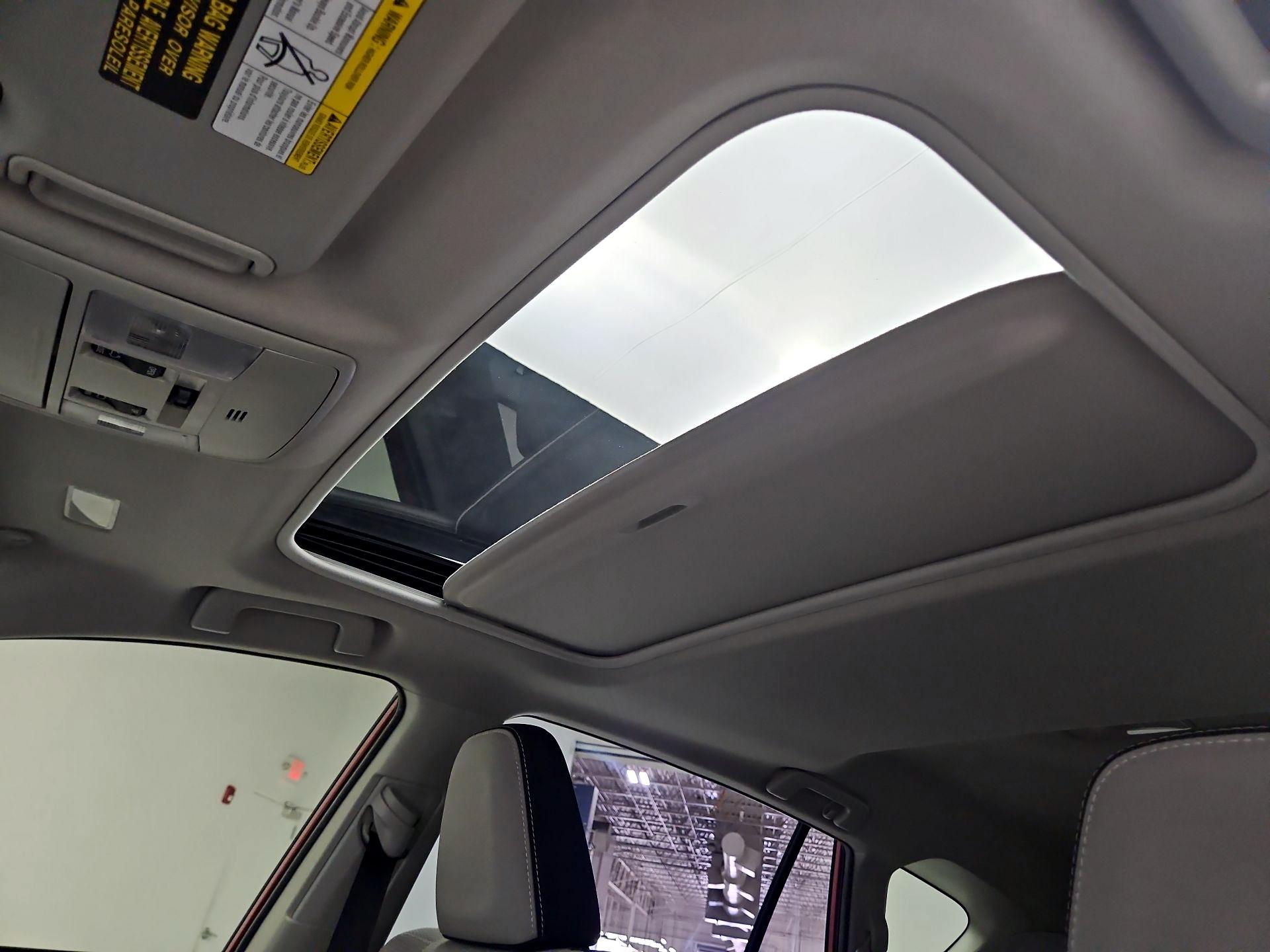 Thumbnail: 2017 Toyota RAV4 - 19