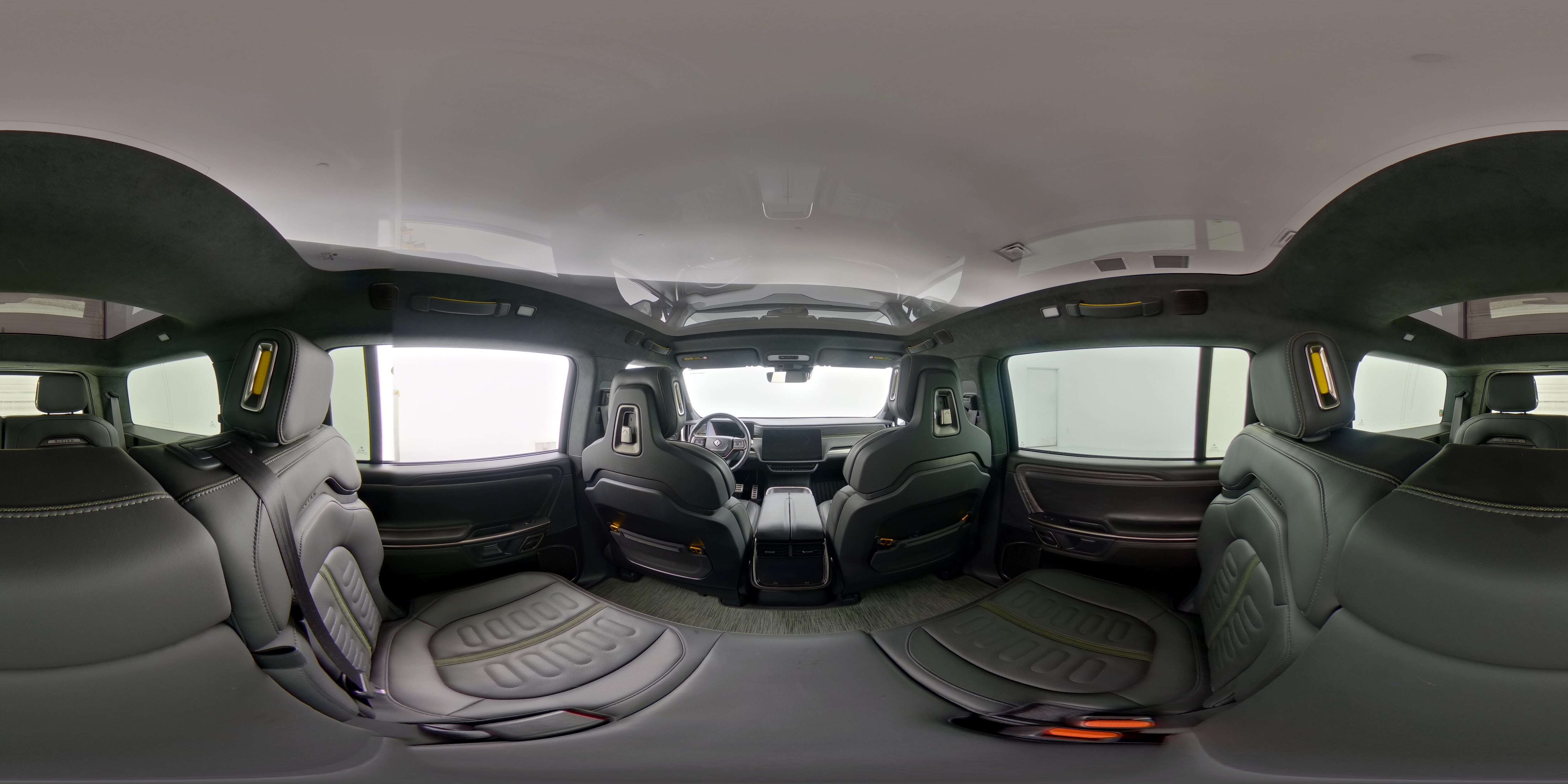 2023 Rivian R1S Adventure - Photo 29