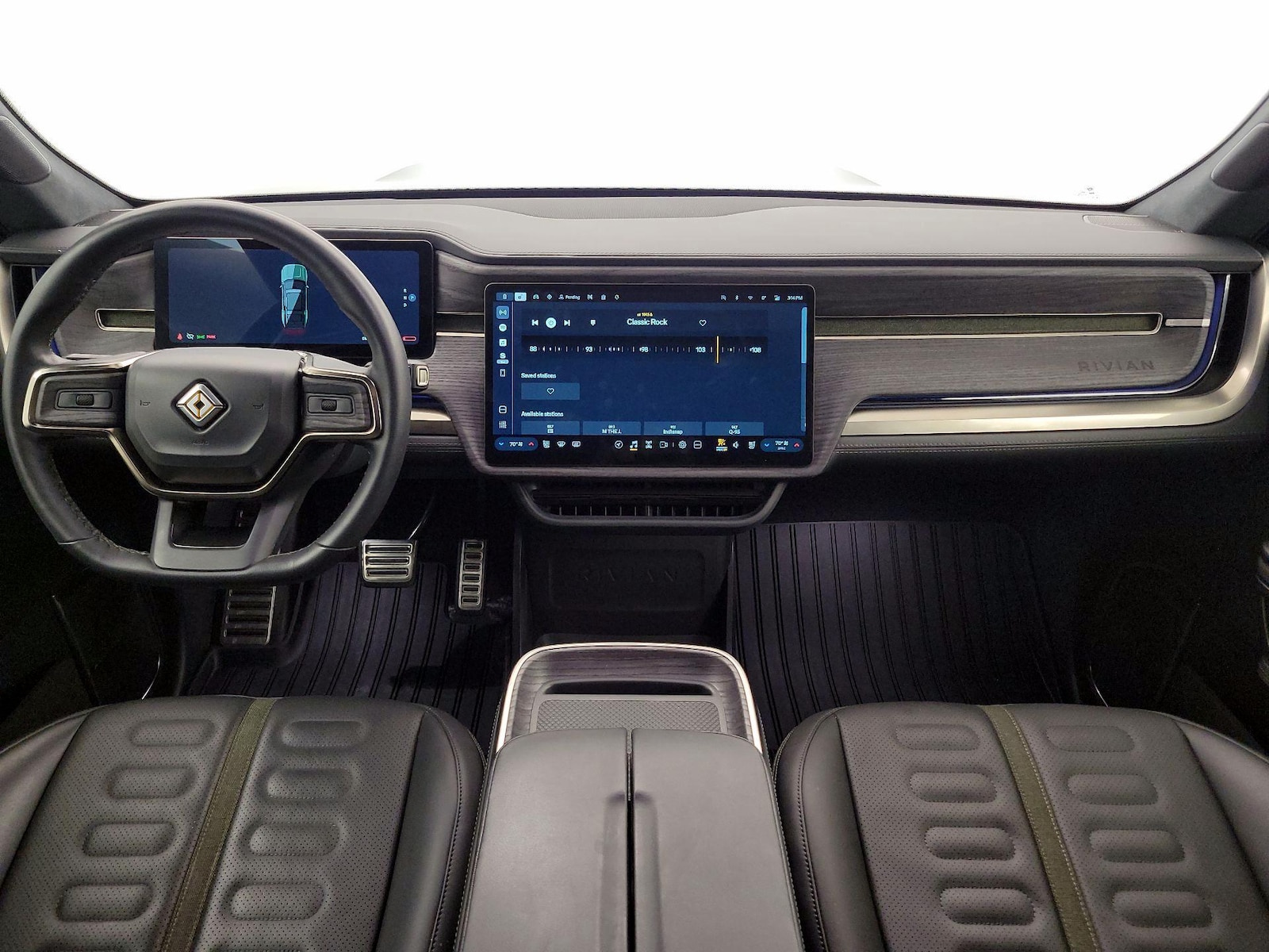 2023 Rivian R1S Adventure - Photo 10