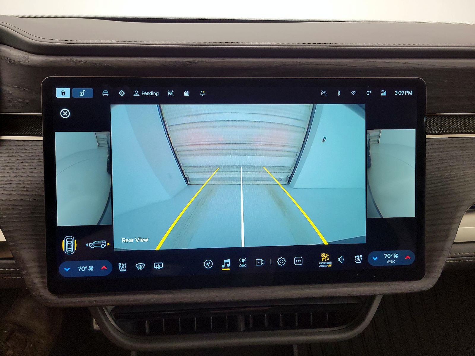 2023 Rivian R1S Adventure - Photo 15