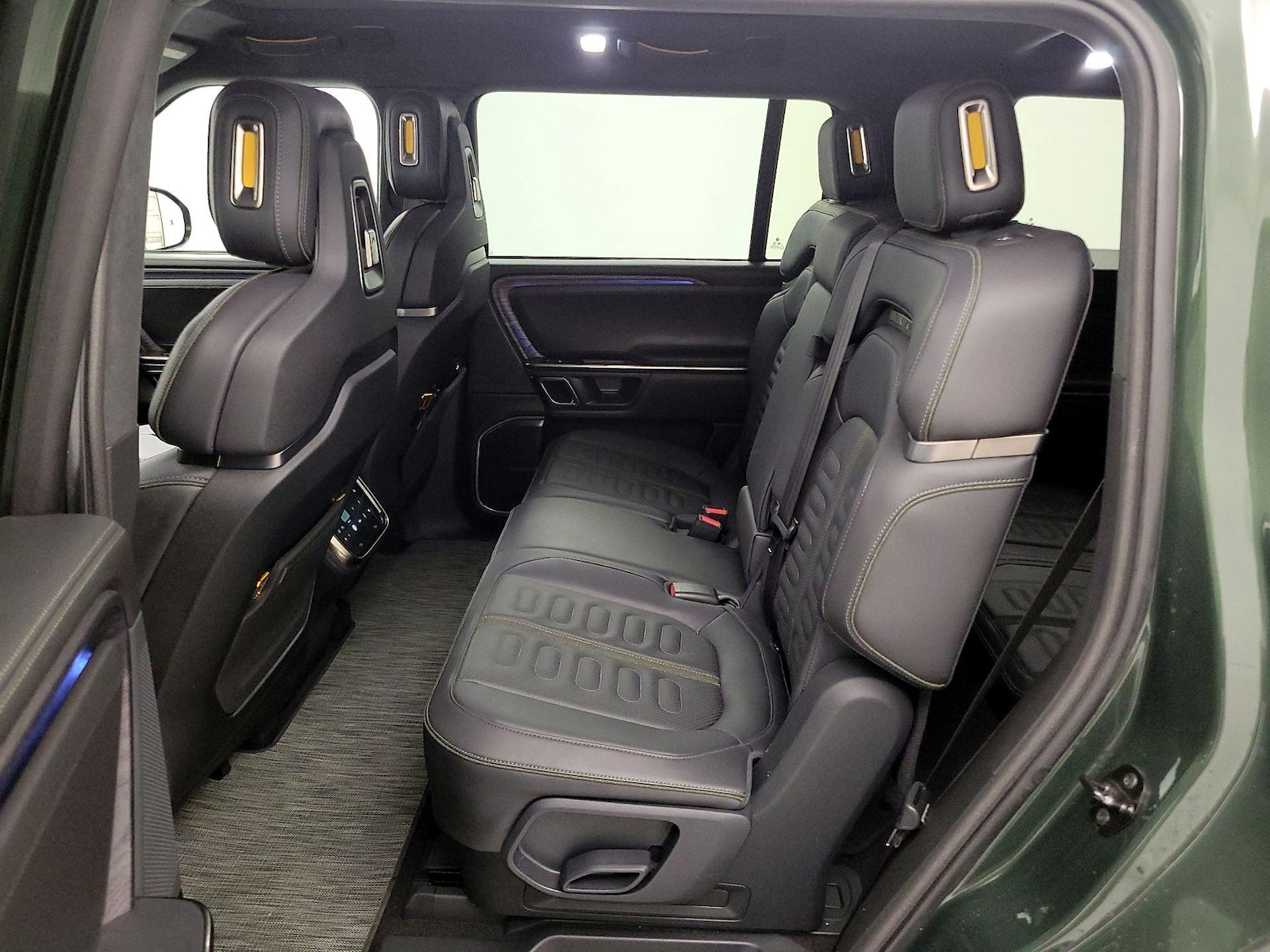 2023 Rivian R1S Adventure - Photo 21