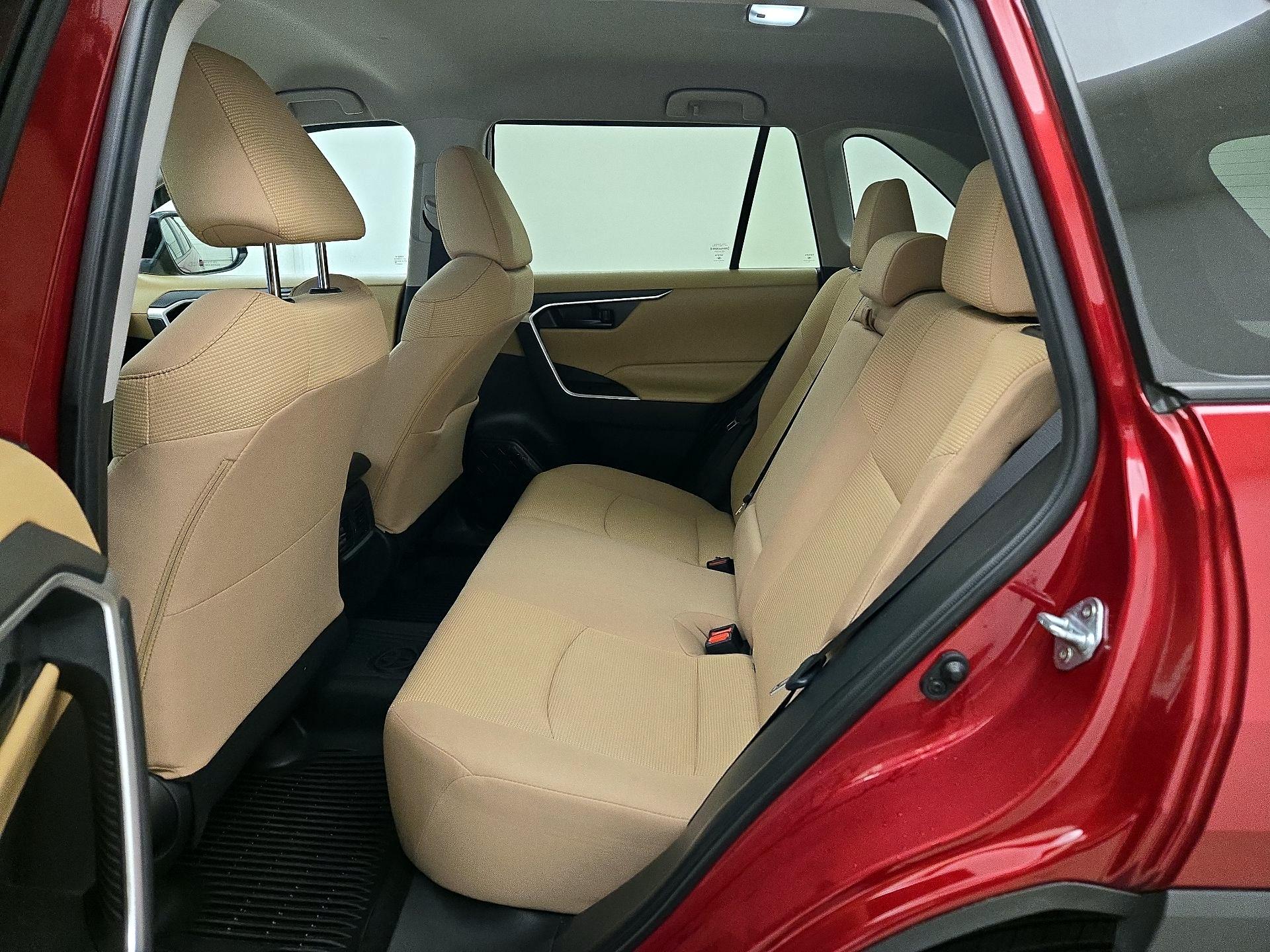 Thumbnail: 2024 Toyota RAV4 - 19