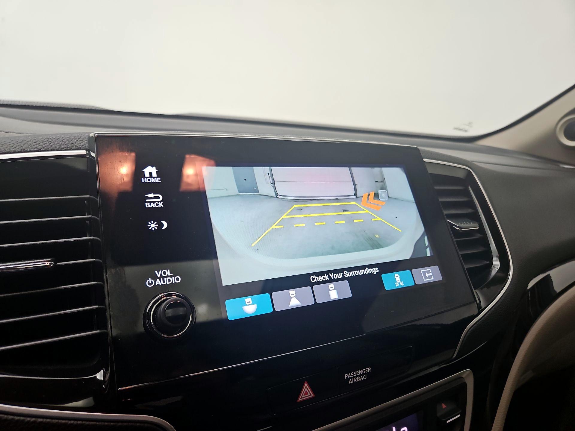 Thumbnail: 2019 Honda Pilot - 14
