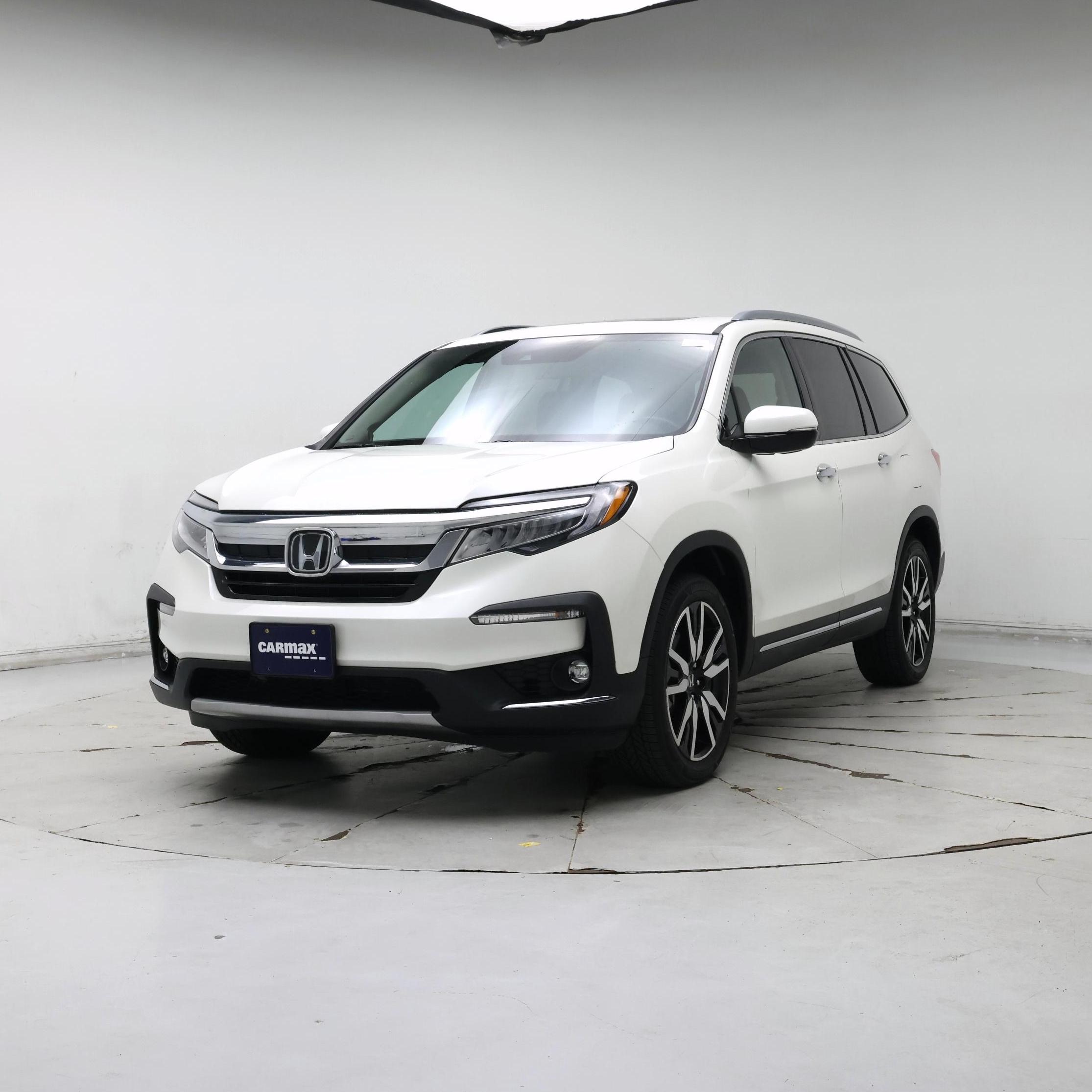 Thumbnail: 2019 Honda Pilot - 4