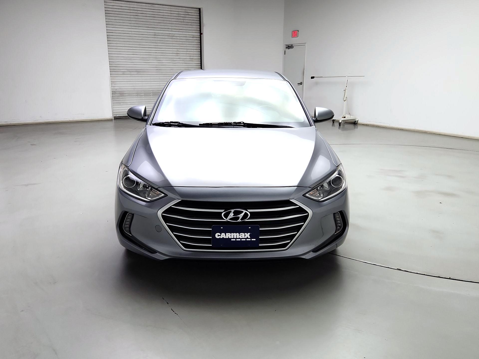 Thumbnail: 2017 Hyundai Elantra - 2