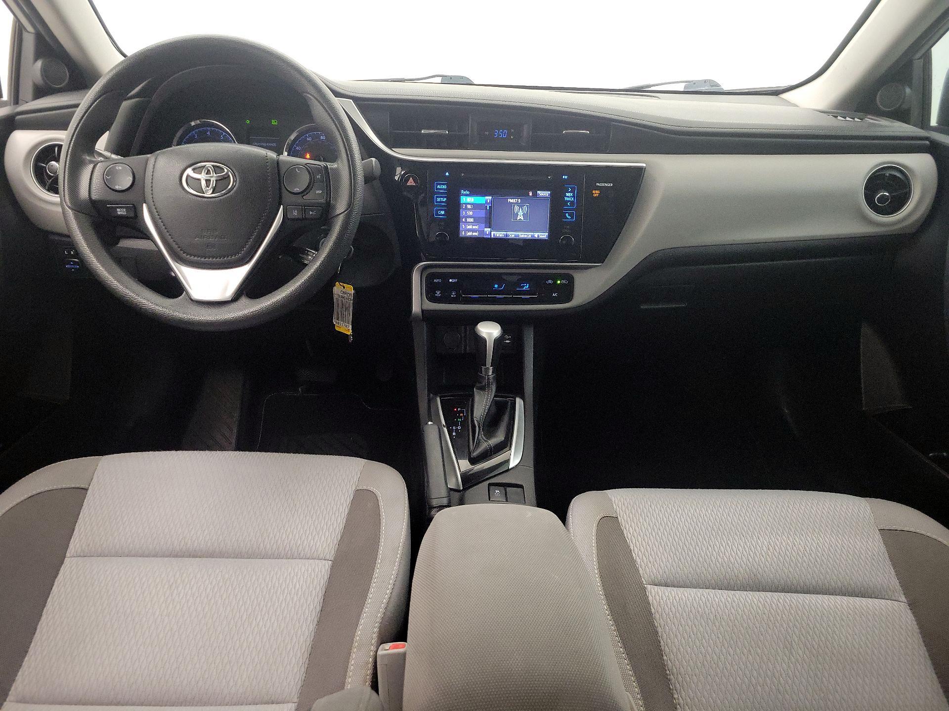 Thumbnail: 2017 Toyota Corolla - 9