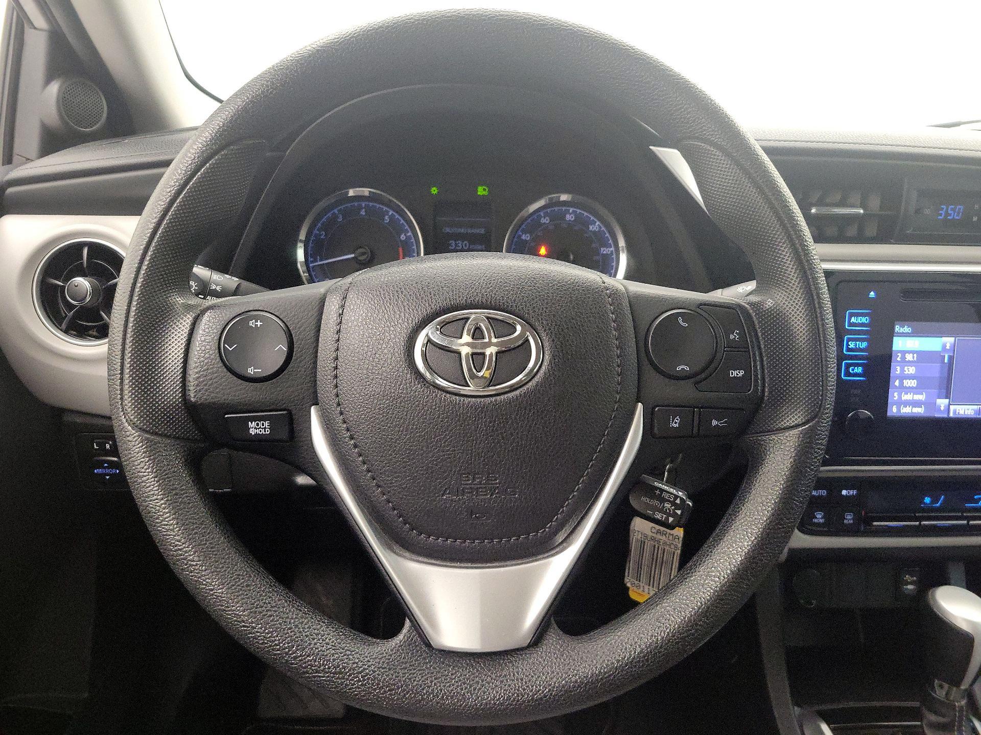 Thumbnail: 2017 Toyota Corolla - 10