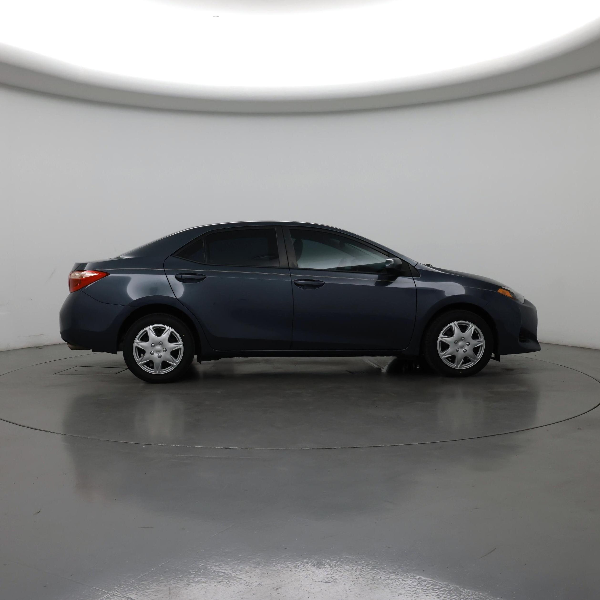 Thumbnail: 2018 Toyota Corolla - 7