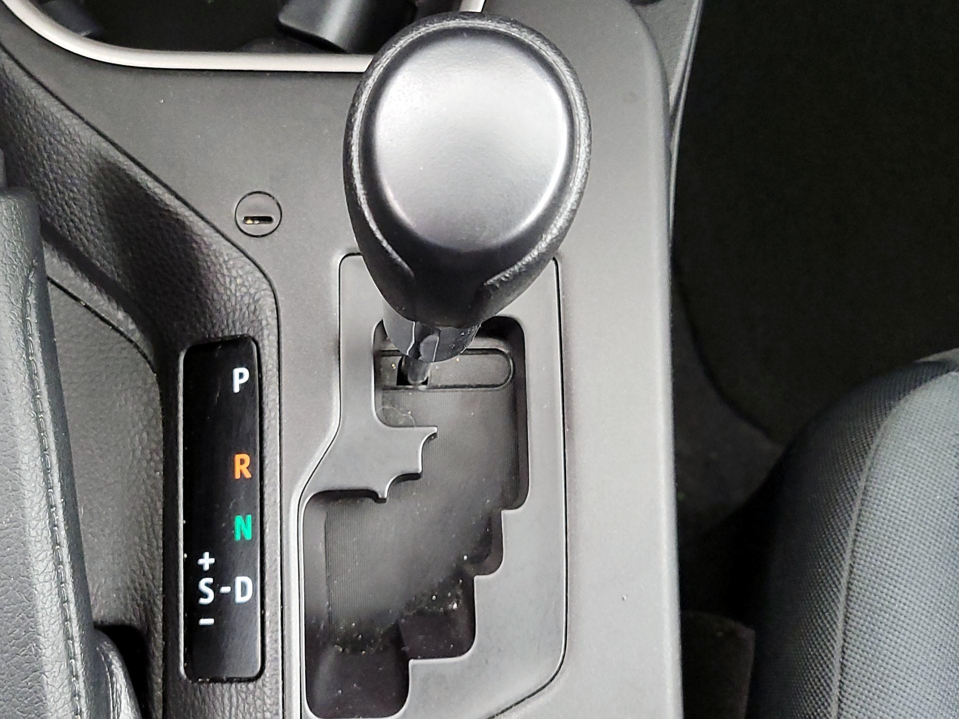 Thumbnail: 2016 Toyota RAV4 - 17