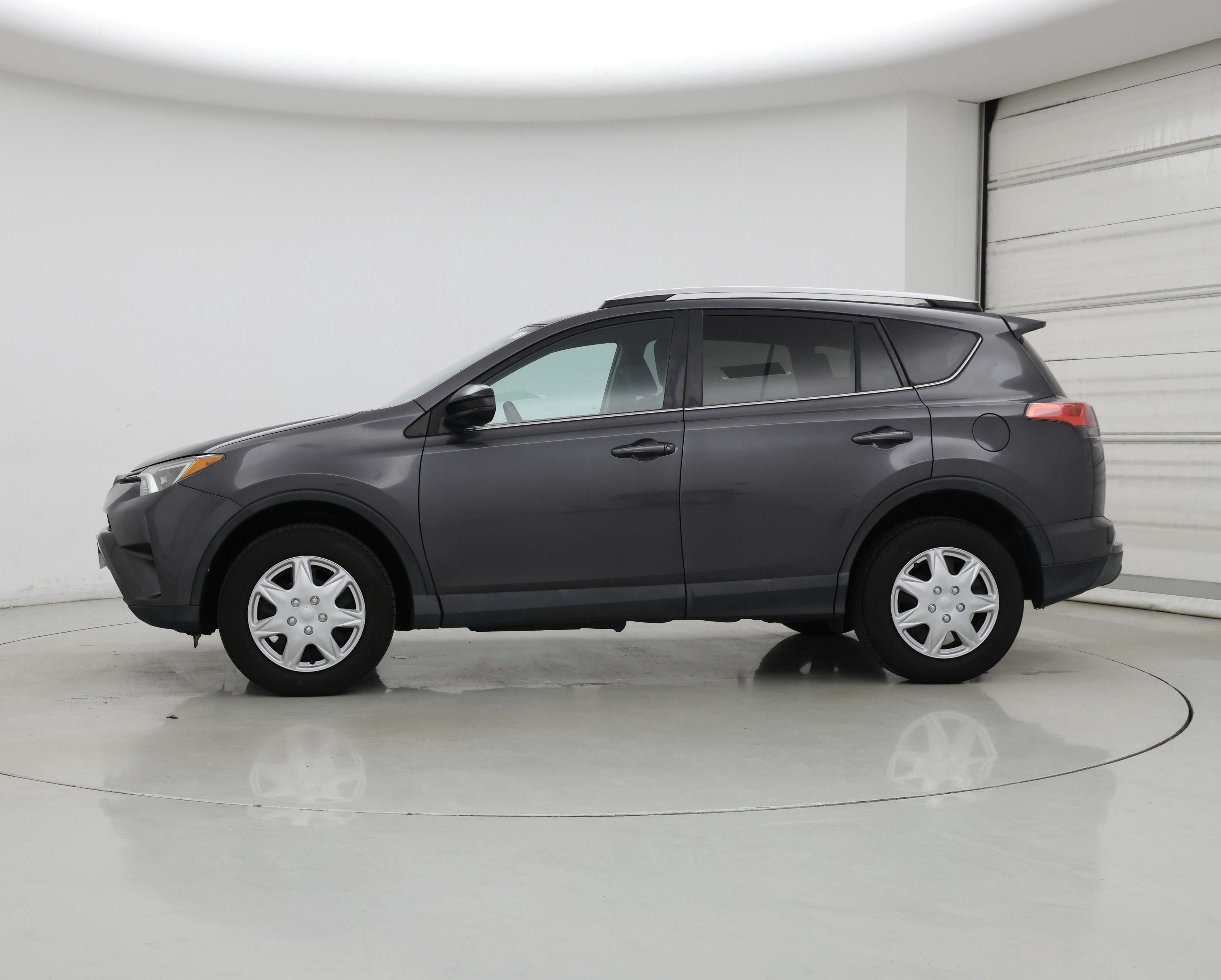 Thumbnail: 2016 Toyota RAV4 - 3