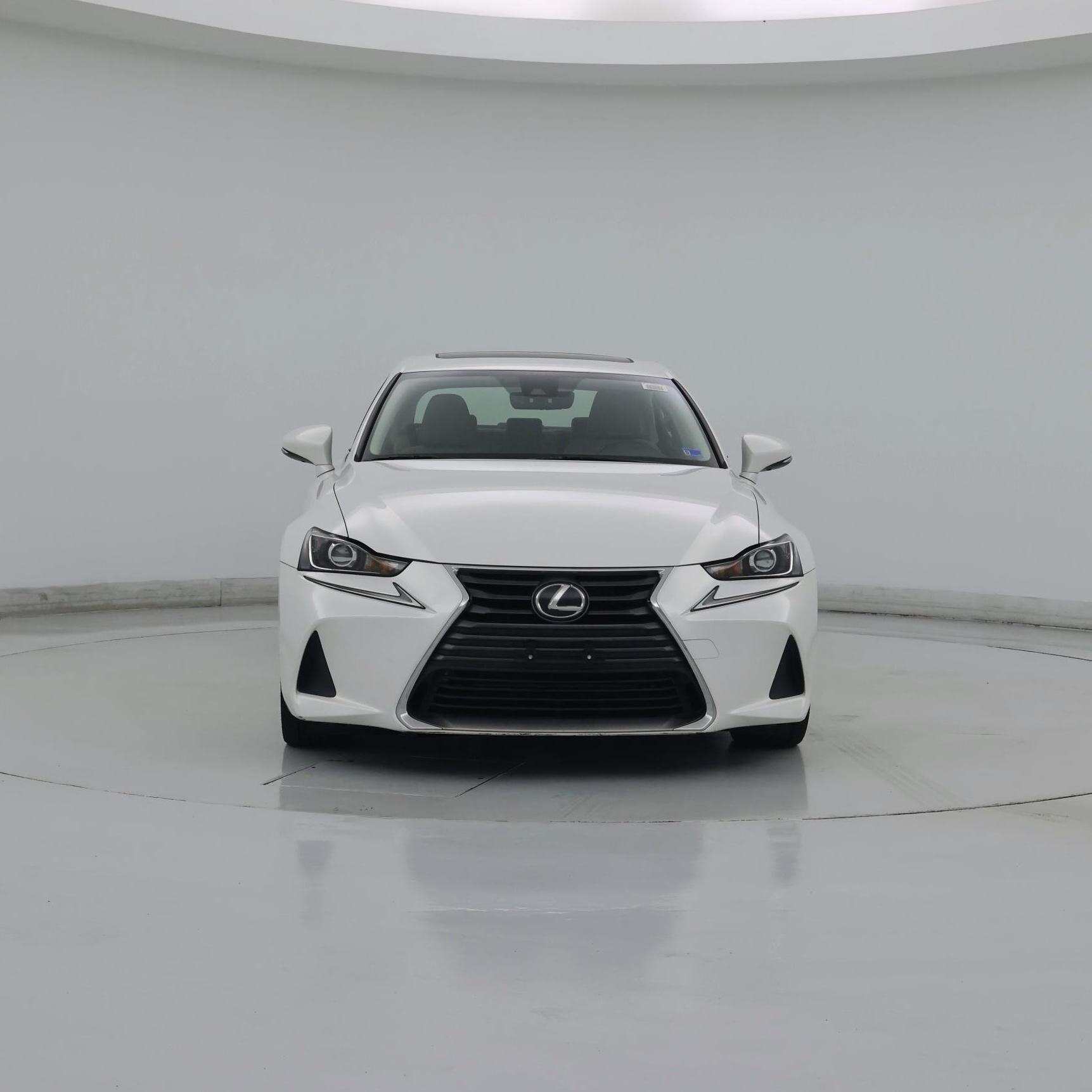 Thumbnail: 2017 Lexus IS - 5