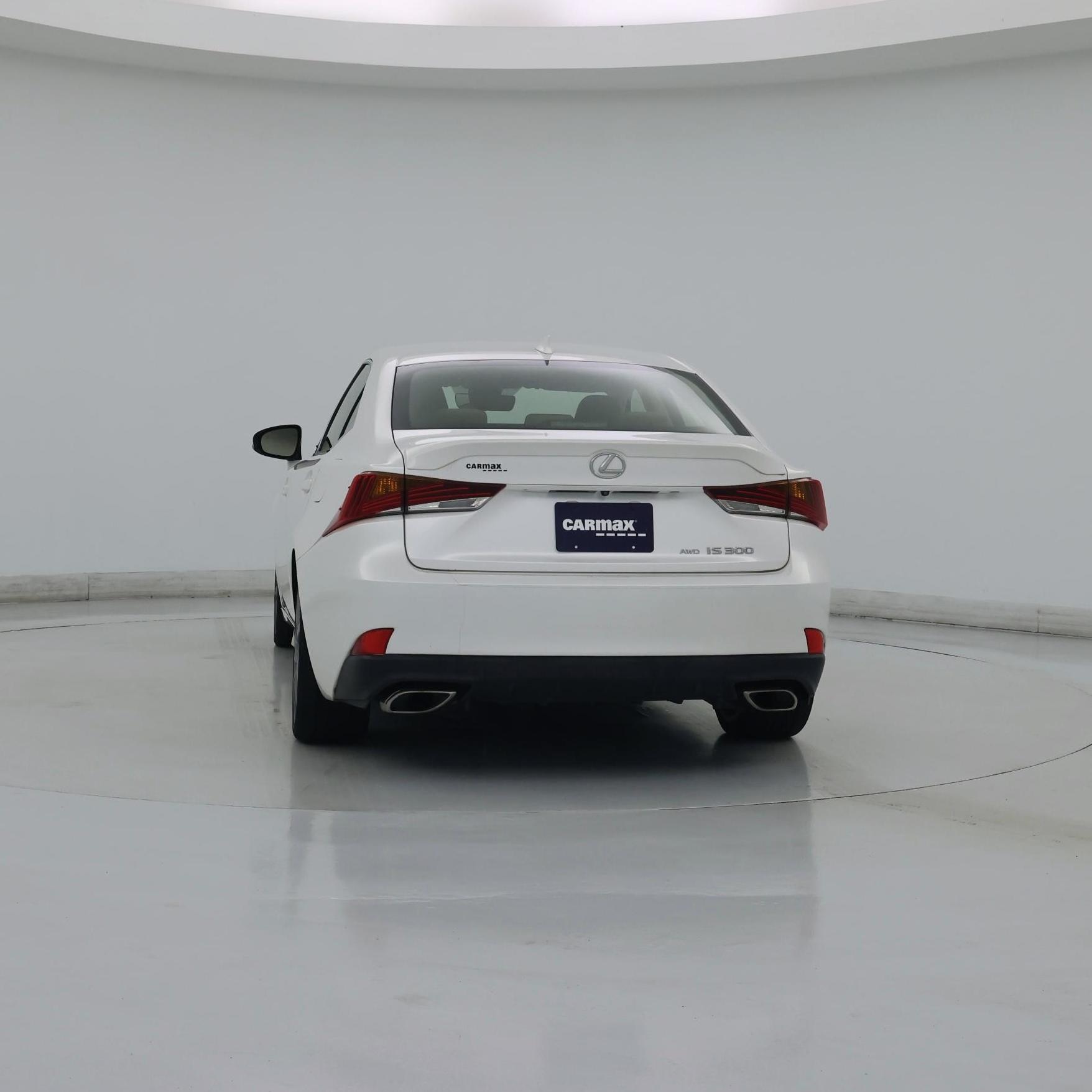 Thumbnail: 2017 Lexus IS - 6