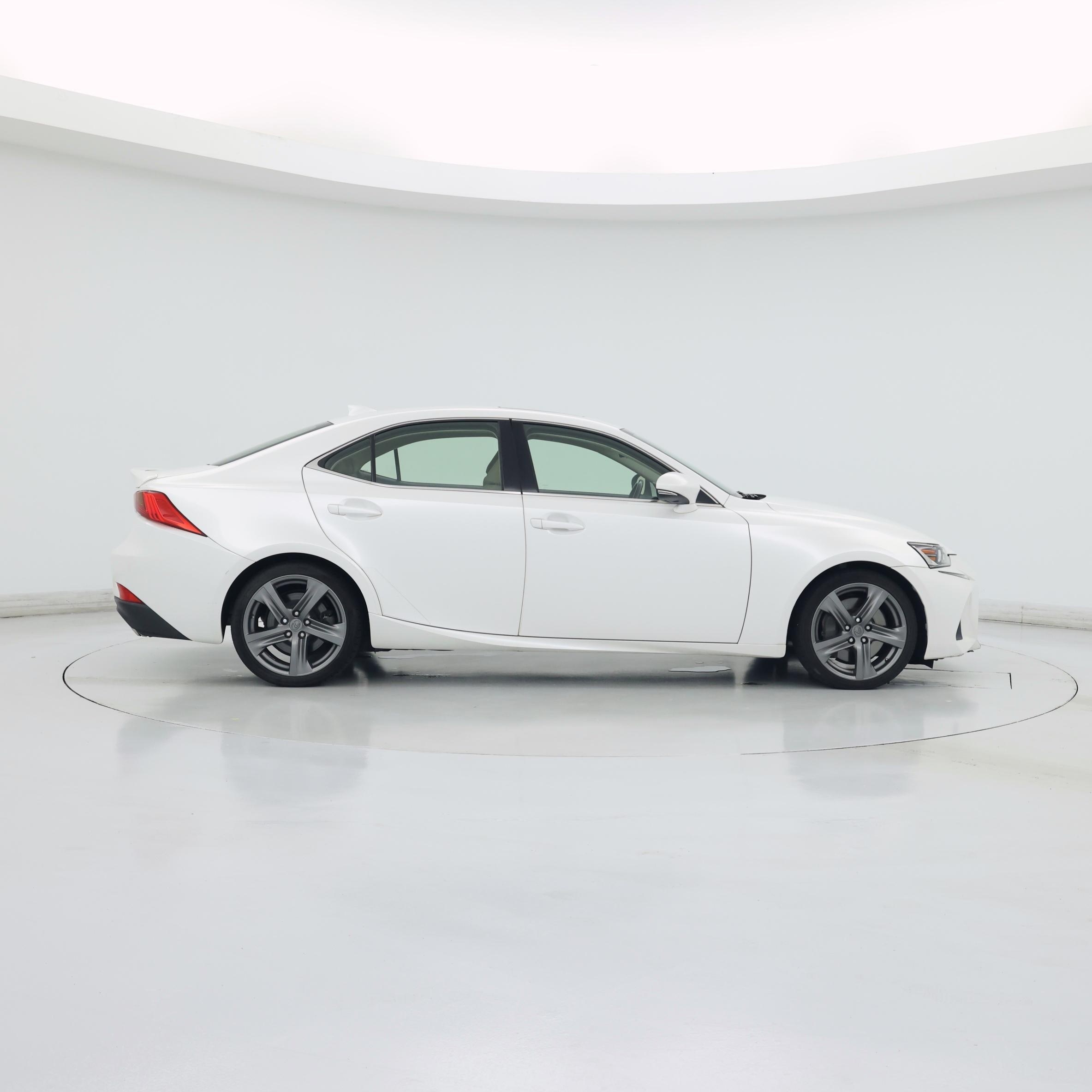 Thumbnail: 2017 Lexus IS - 7