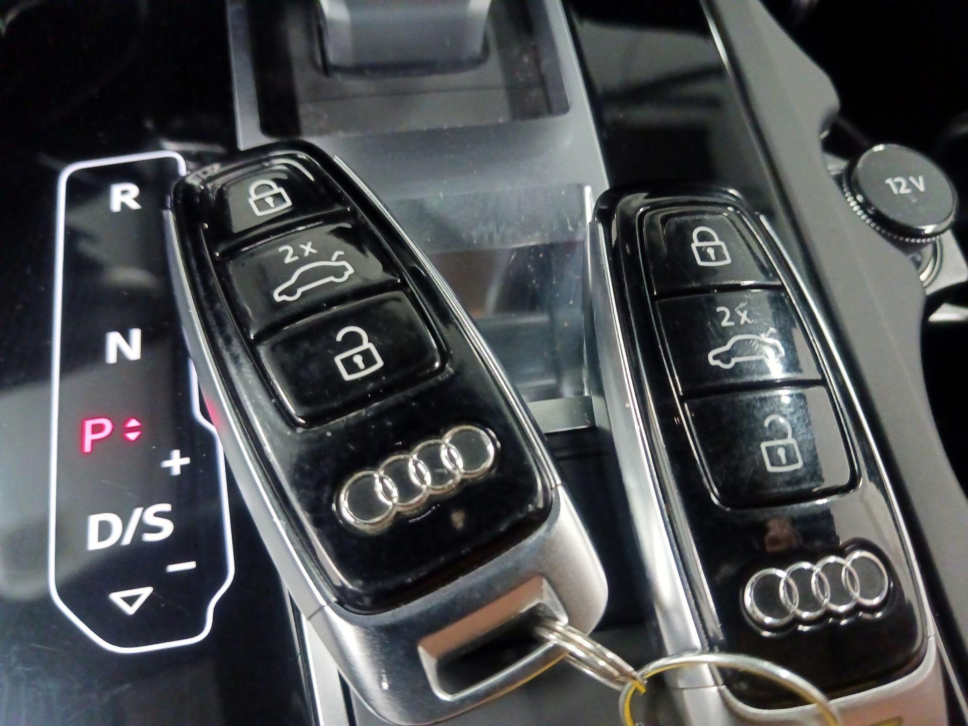 Thumbnail: 2025 Audi Q7 - 18