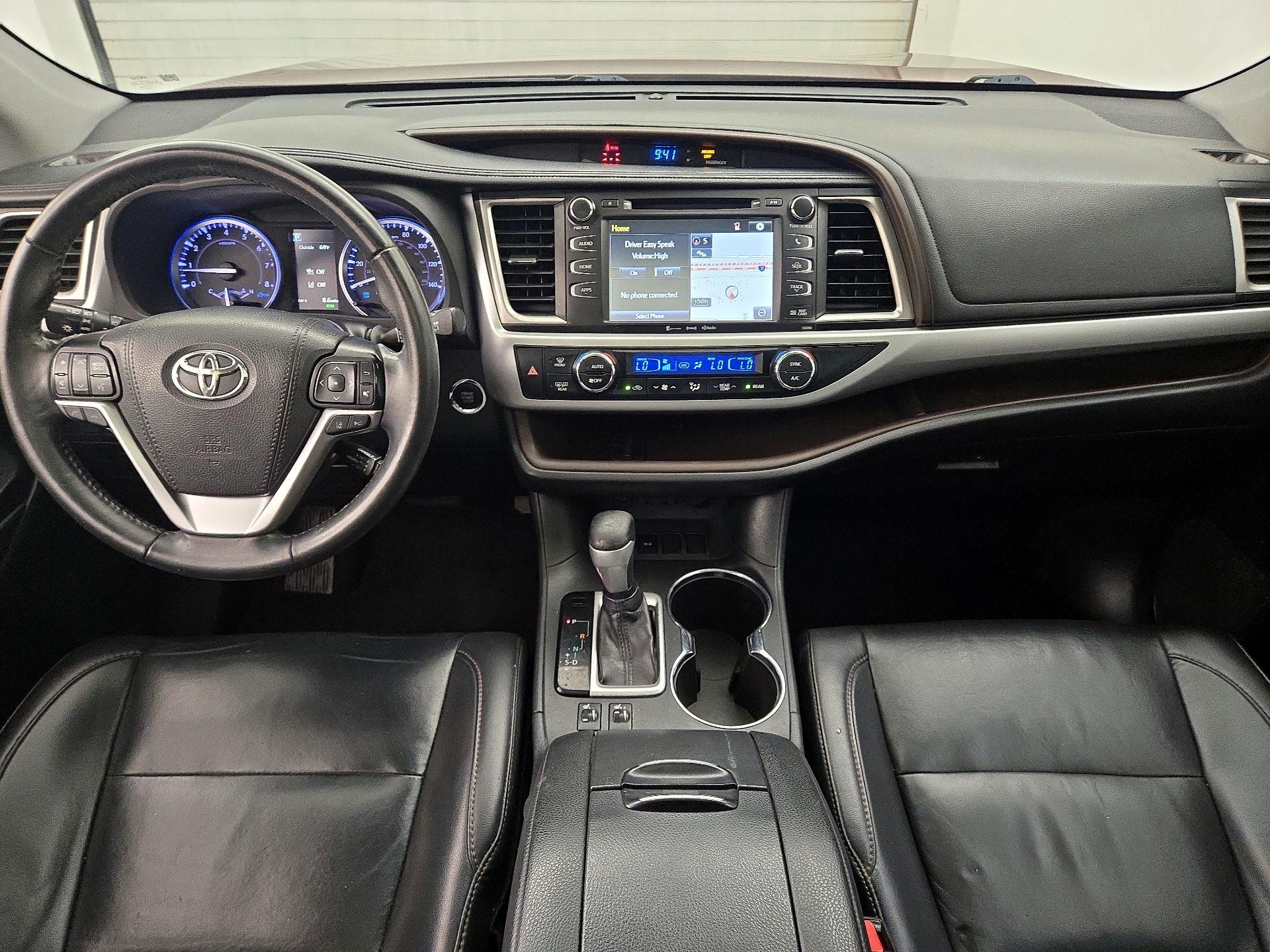 Thumbnail: 2019 Toyota Highlander - 9