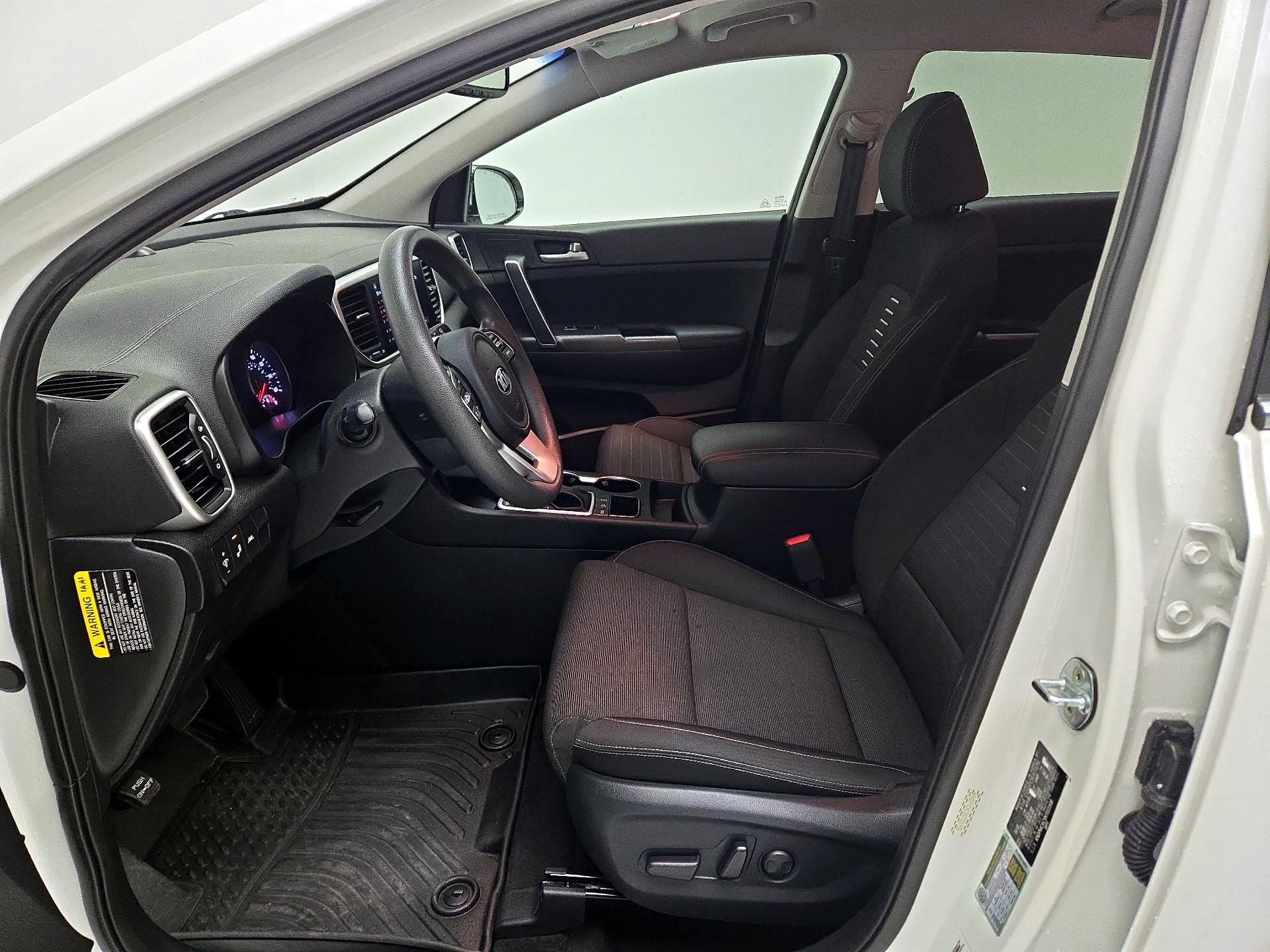 Thumbnail: 2022 Kia Sportage - 11