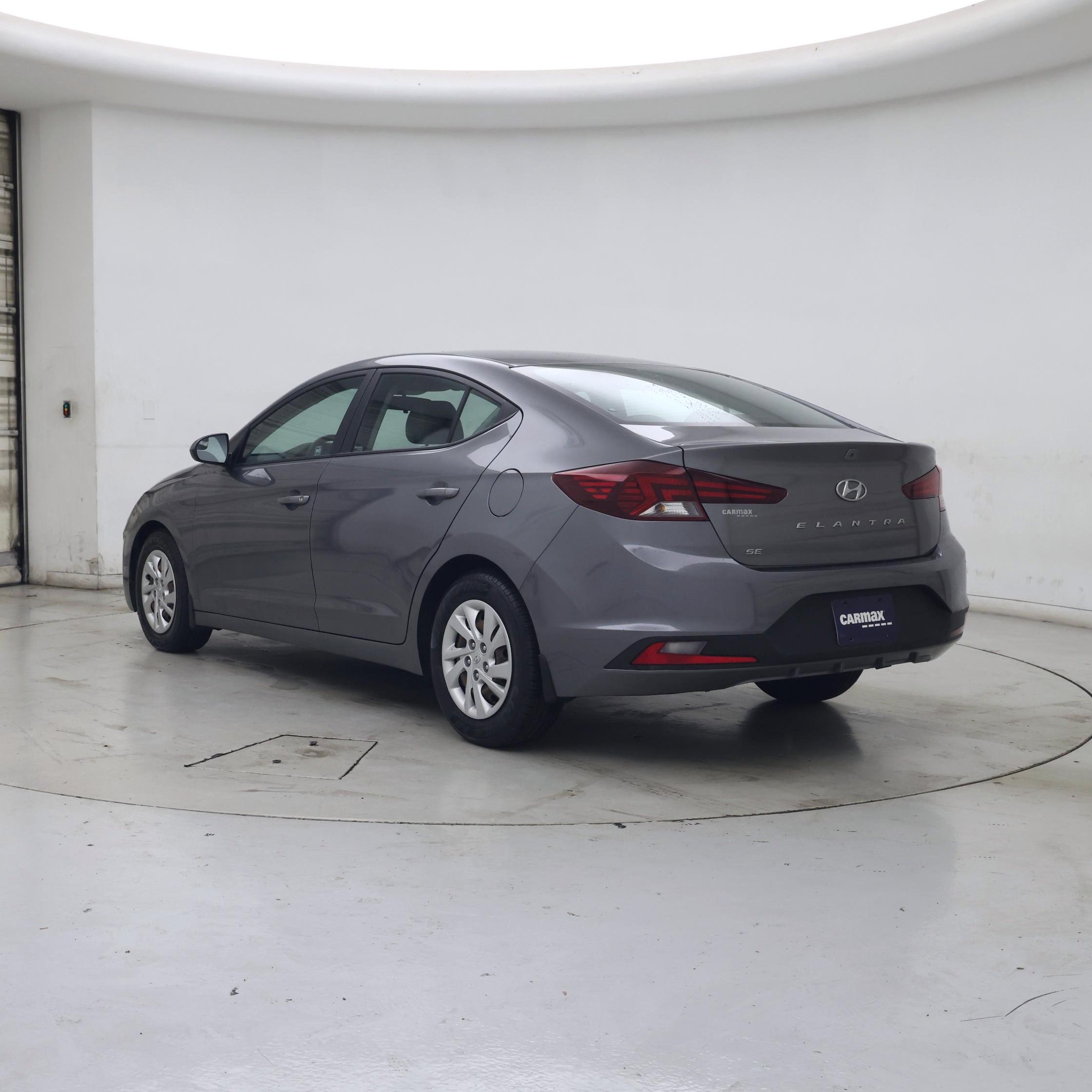 Thumbnail: 2019 Hyundai Elantra - 2
