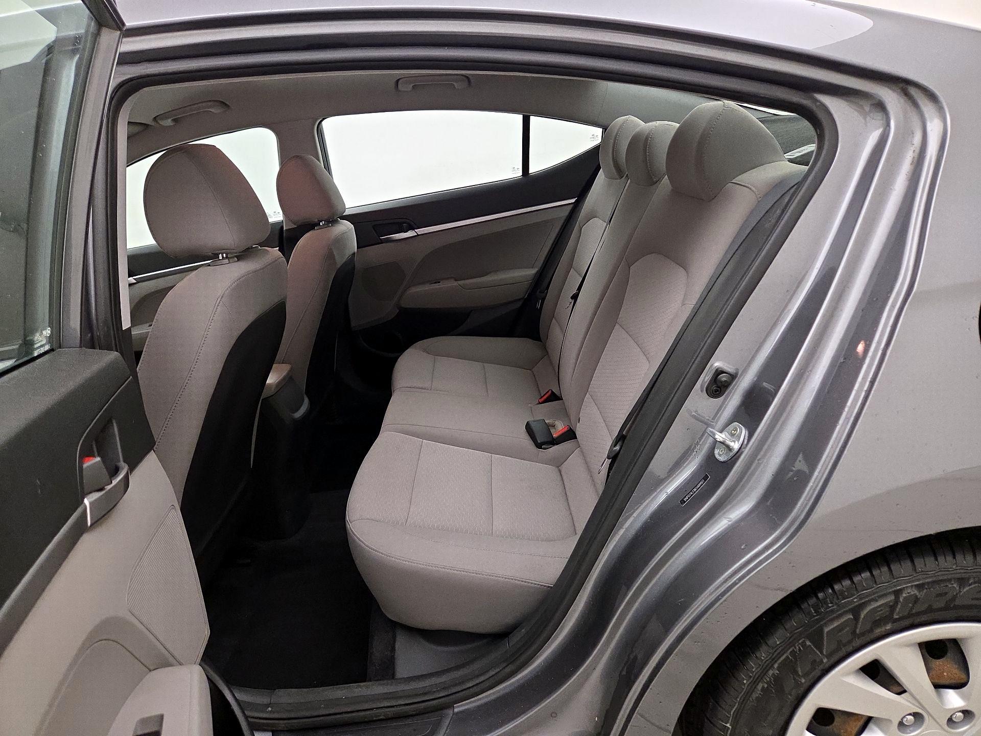 Thumbnail: 2019 Hyundai Elantra - 19