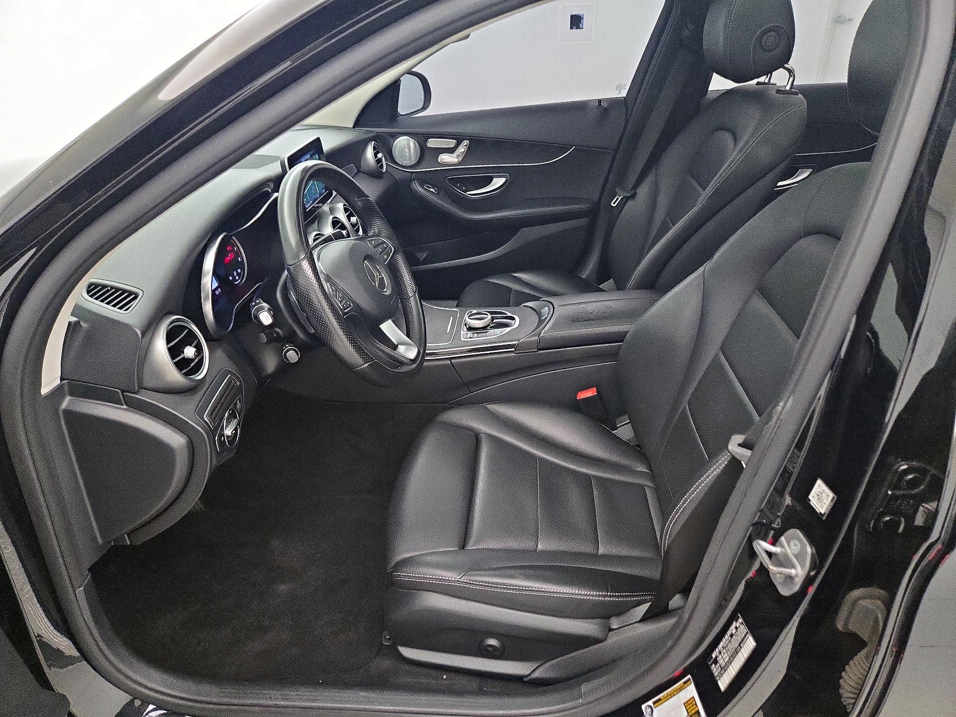 Thumbnail: 2017 Mercedes-Benz C-Class - 11