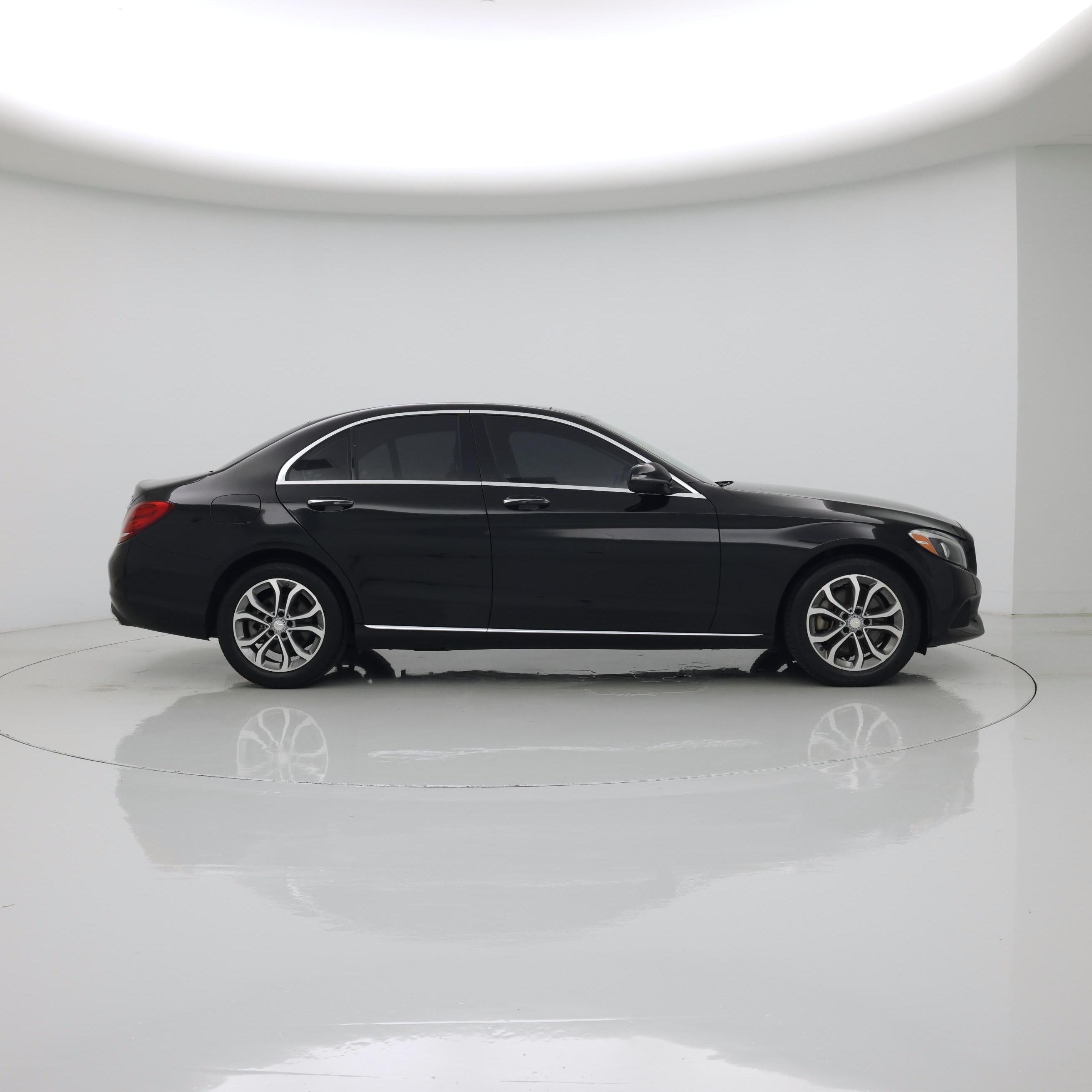Thumbnail: 2017 Mercedes-Benz C-Class - 7