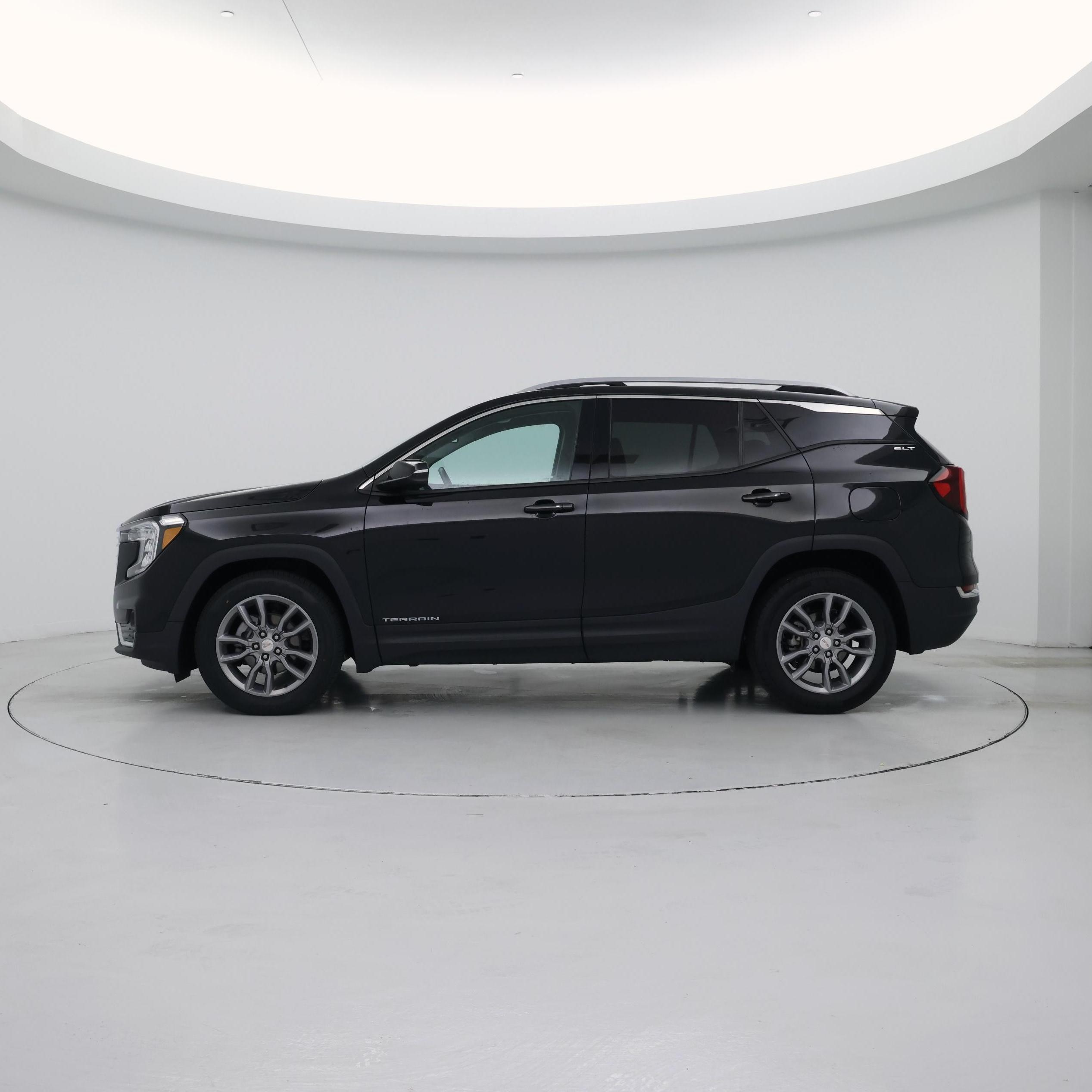 Thumbnail: 2022 GMC Terrain - 3