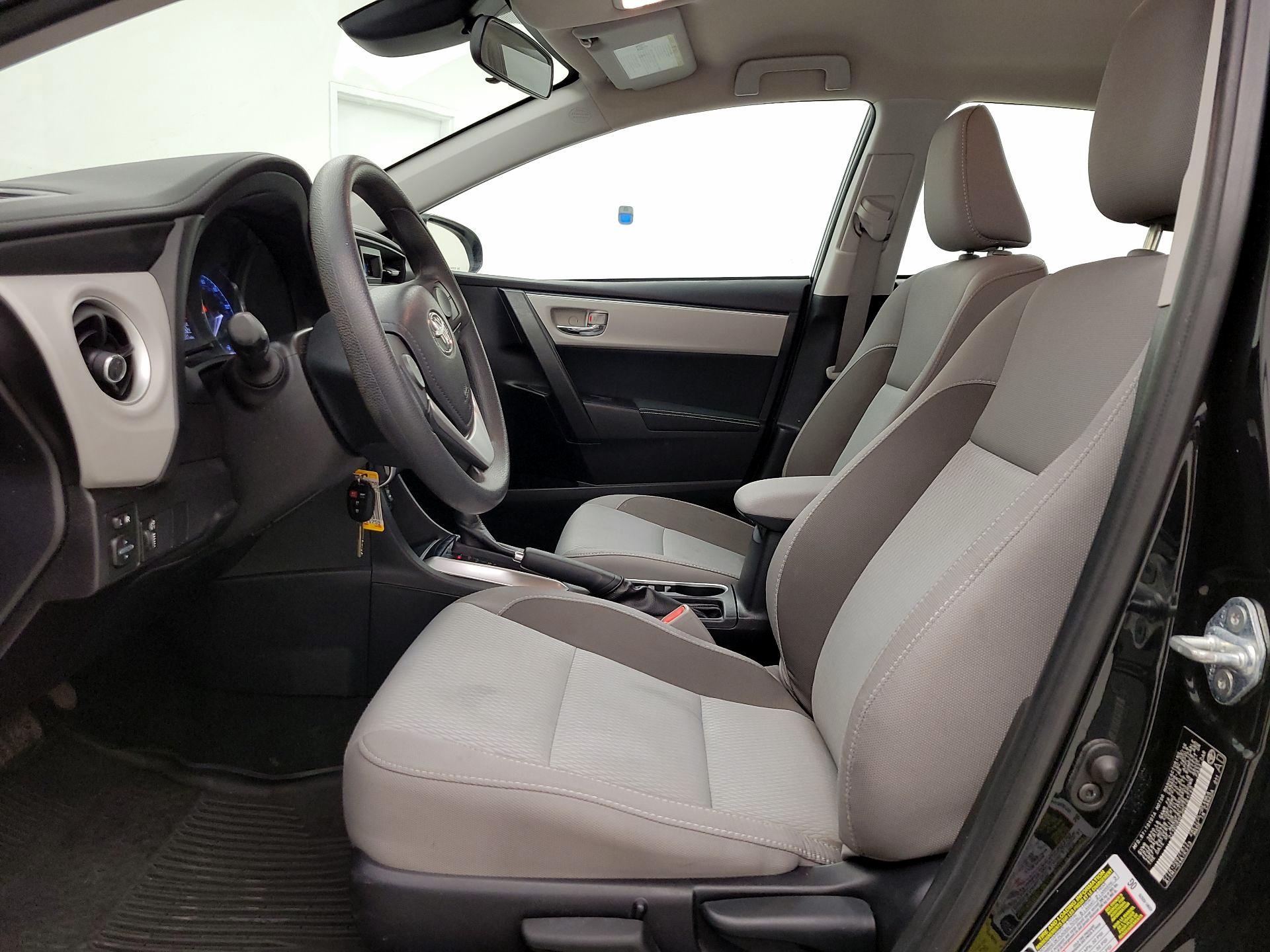 Thumbnail: 2017 Toyota Corolla - 11