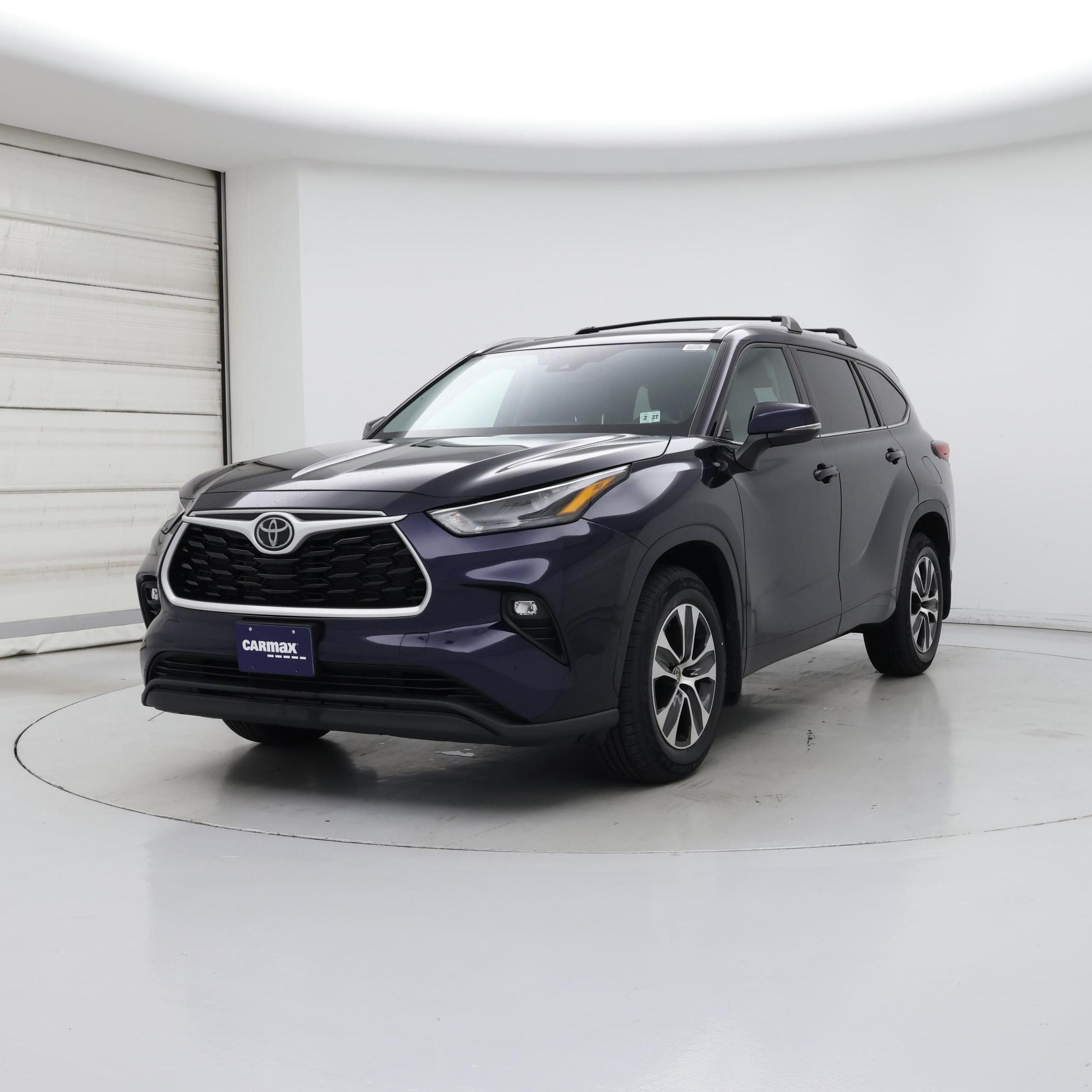 Thumbnail: 2022 Toyota Highlander - 4