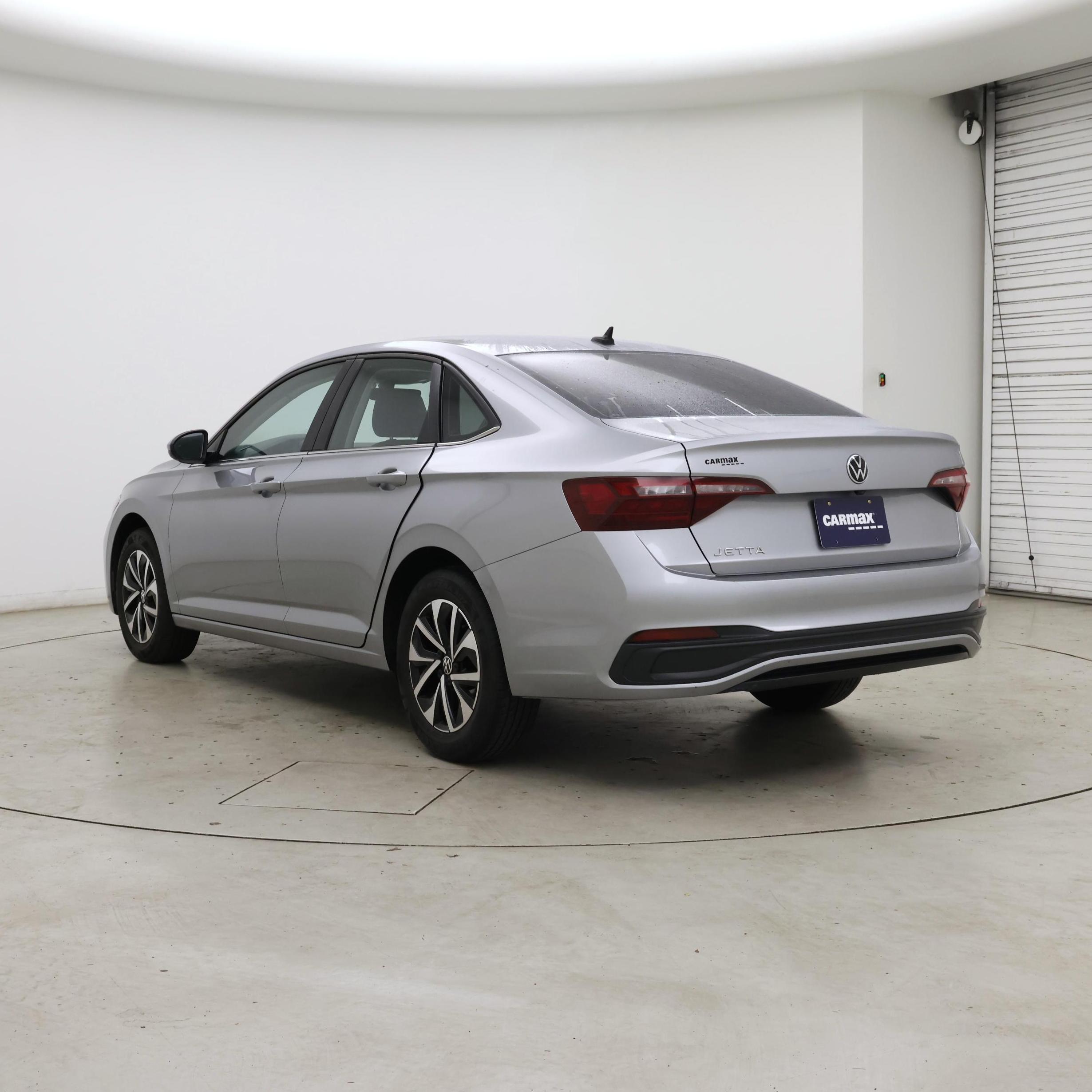 Thumbnail: 2023 Volkswagen Jetta - 2