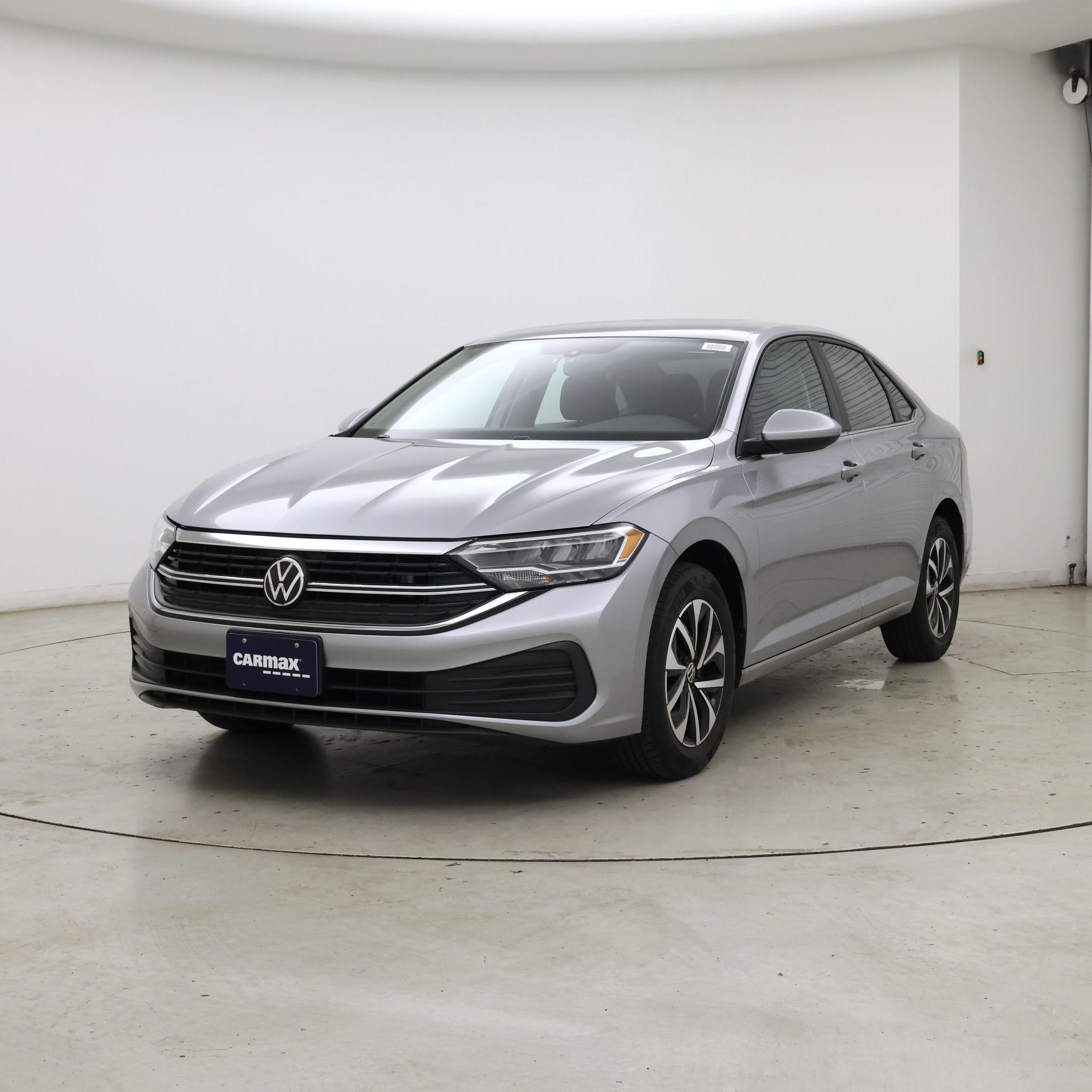Thumbnail: 2023 Volkswagen Jetta - 4