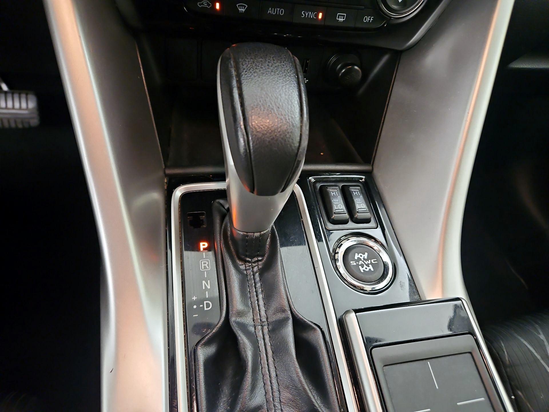 Thumbnail: 2018 Mitsubishi Eclipse Cross - 17