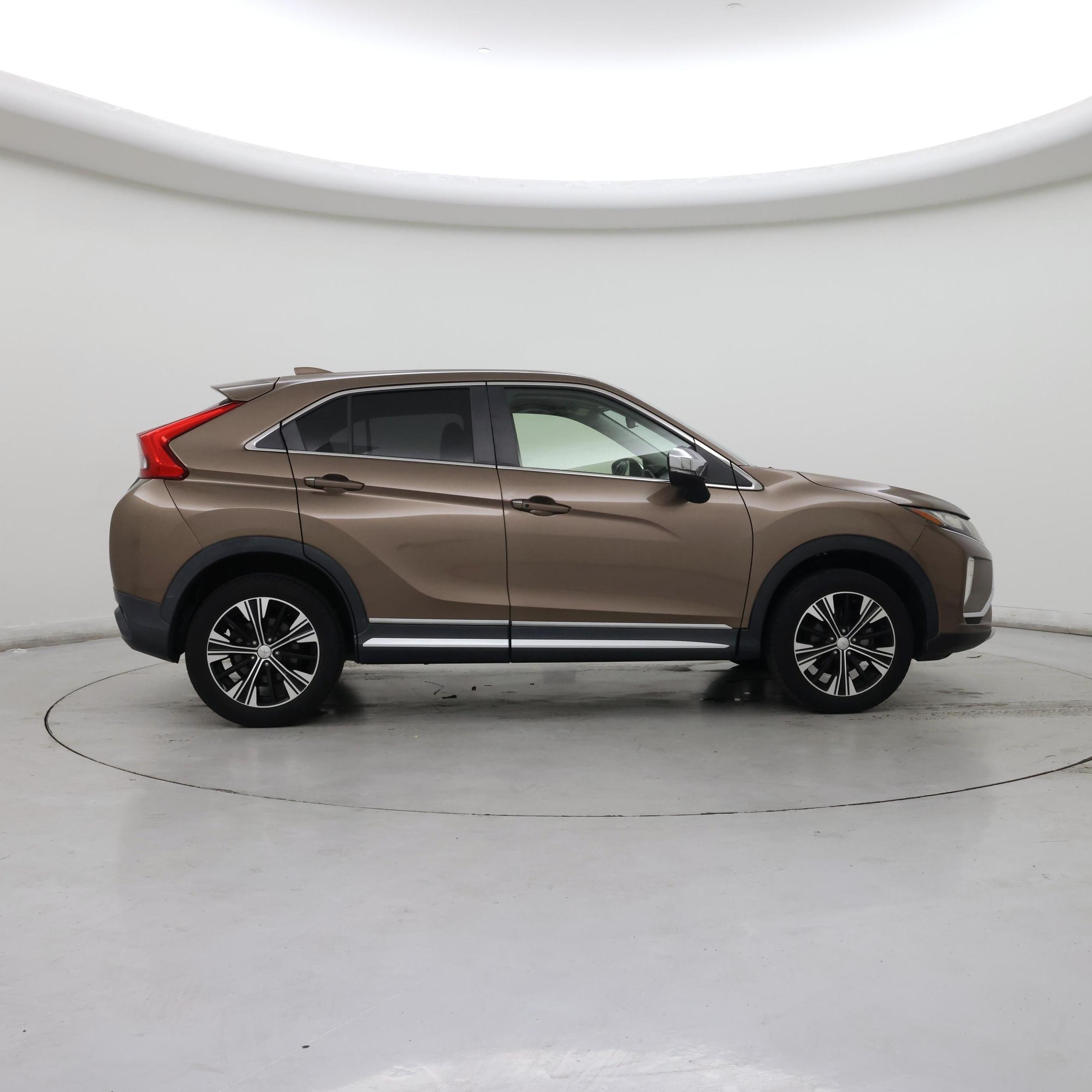 Thumbnail: 2018 Mitsubishi Eclipse Cross - 7