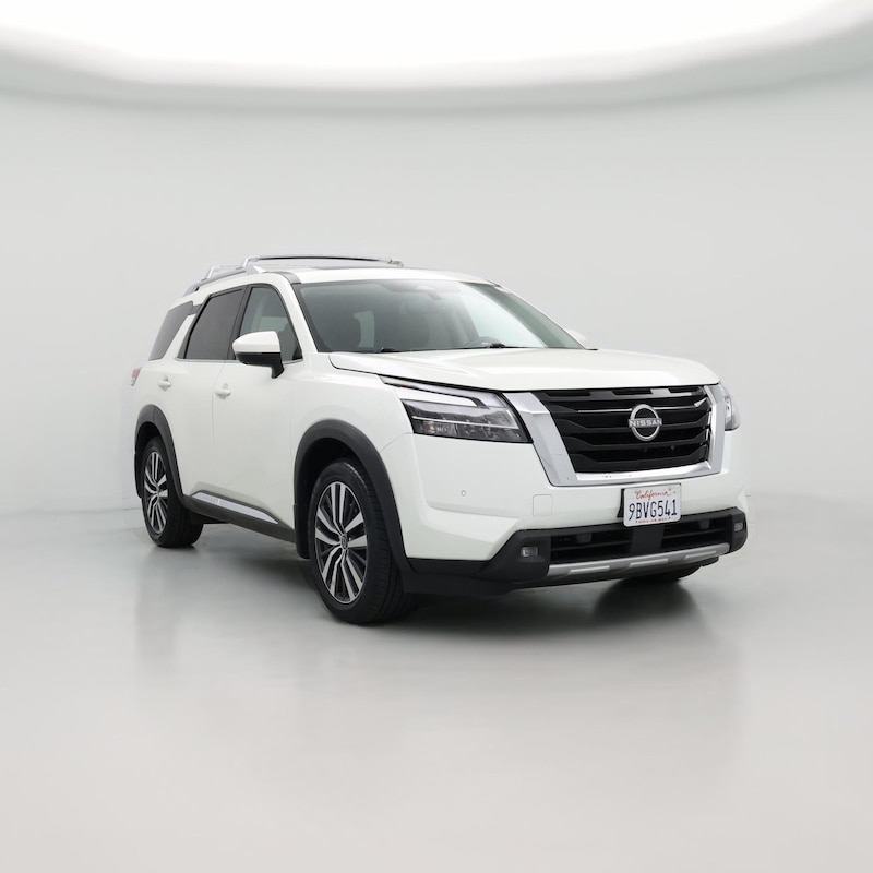 2022 Nissan Pathfinder Platinum