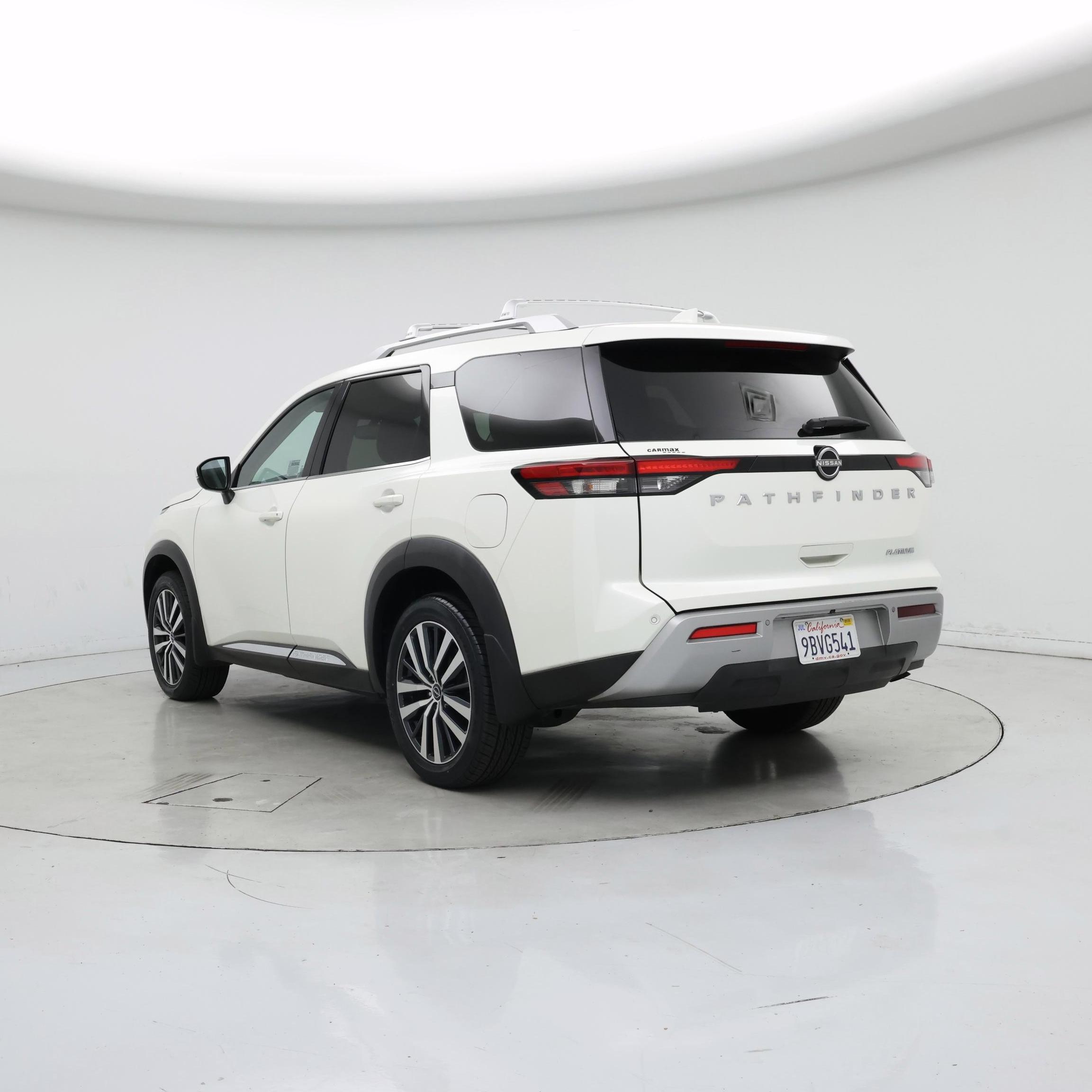 Thumbnail: 2022 Nissan Pathfinder - 2