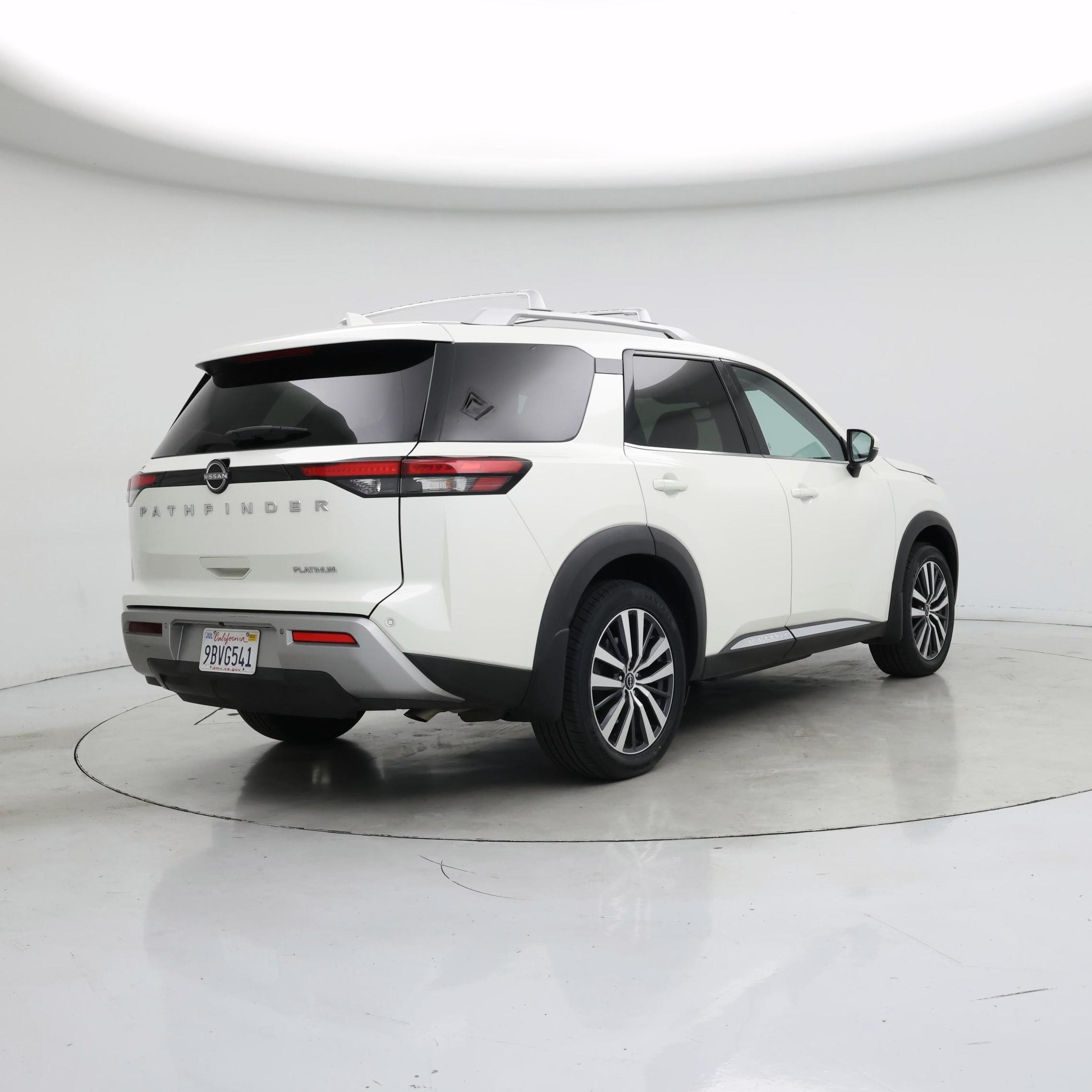 Thumbnail: 2022 Nissan Pathfinder - 8