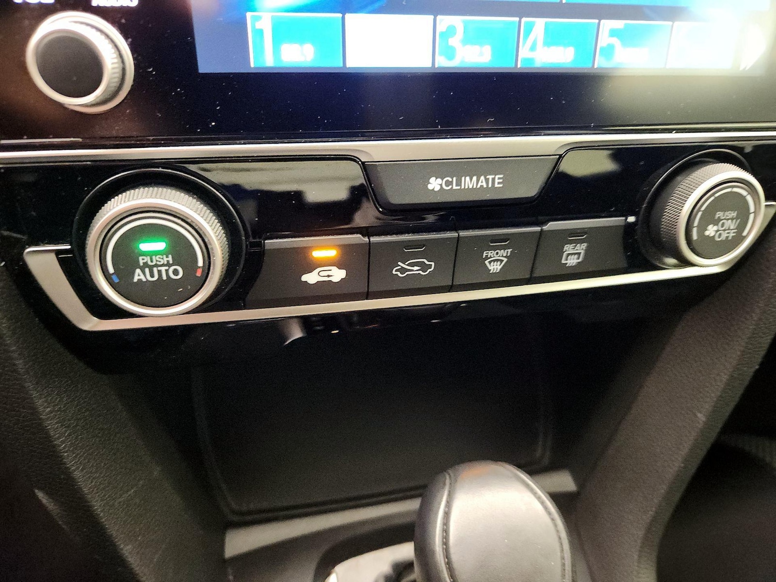 2019 Honda Civic Sport - Photo 17