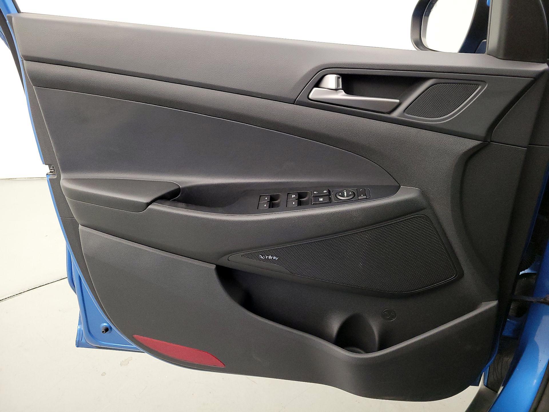 Thumbnail: 2018 Hyundai Tucson - 12
