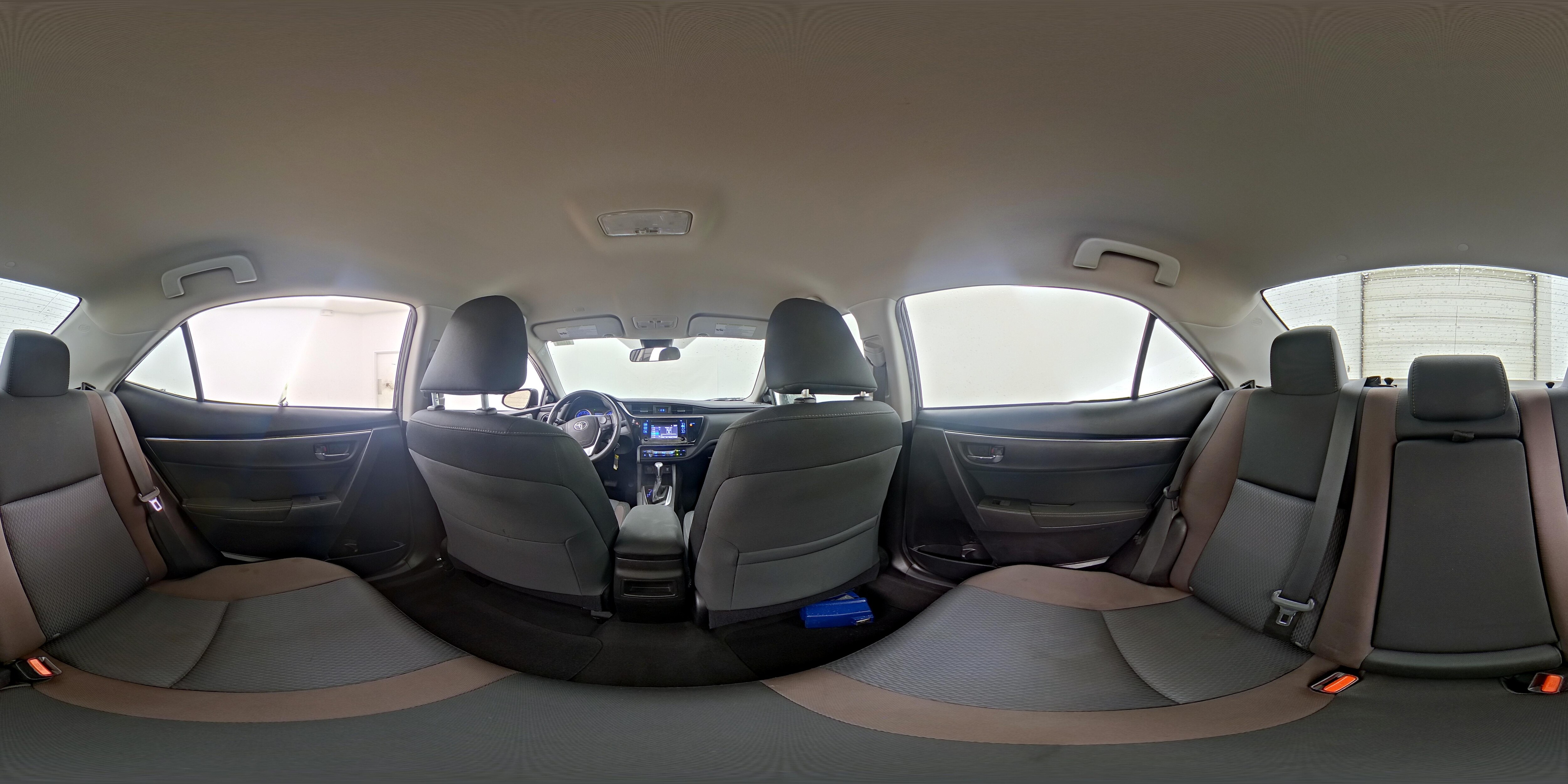 2019 Toyota Corolla LE - Photo 24