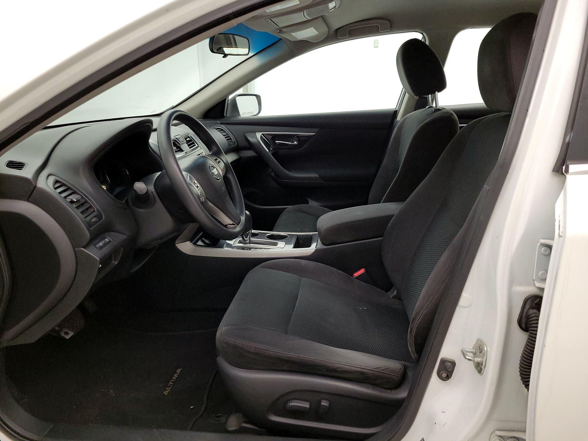 Thumbnail: 2014 Nissan Altima - 11