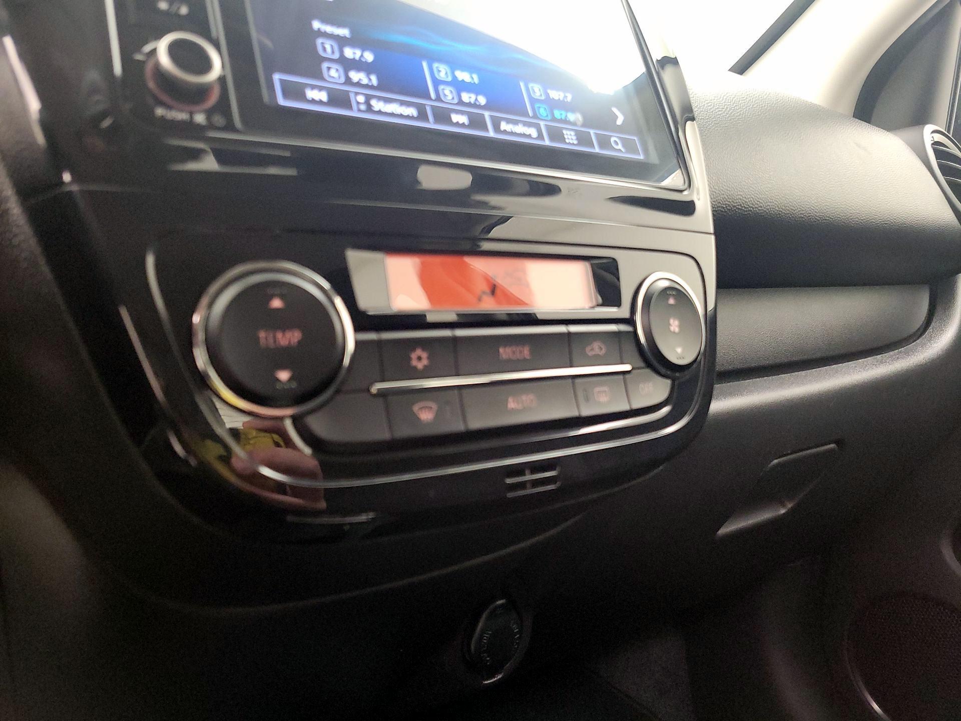 Thumbnail: 2022 Mitsubishi Mirage G4 - 16