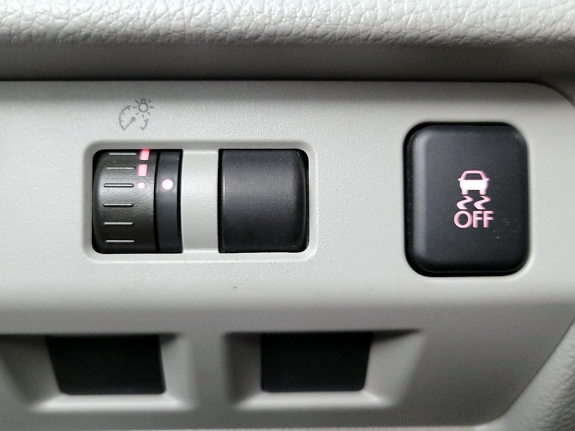 Thumbnail: 2015 Subaru Forester - 13