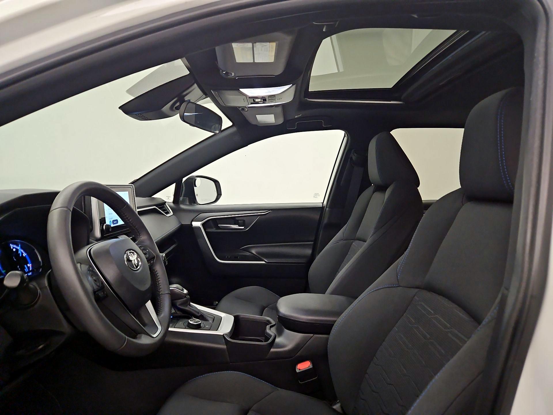 Thumbnail: 2024 Toyota RAV4 - 19