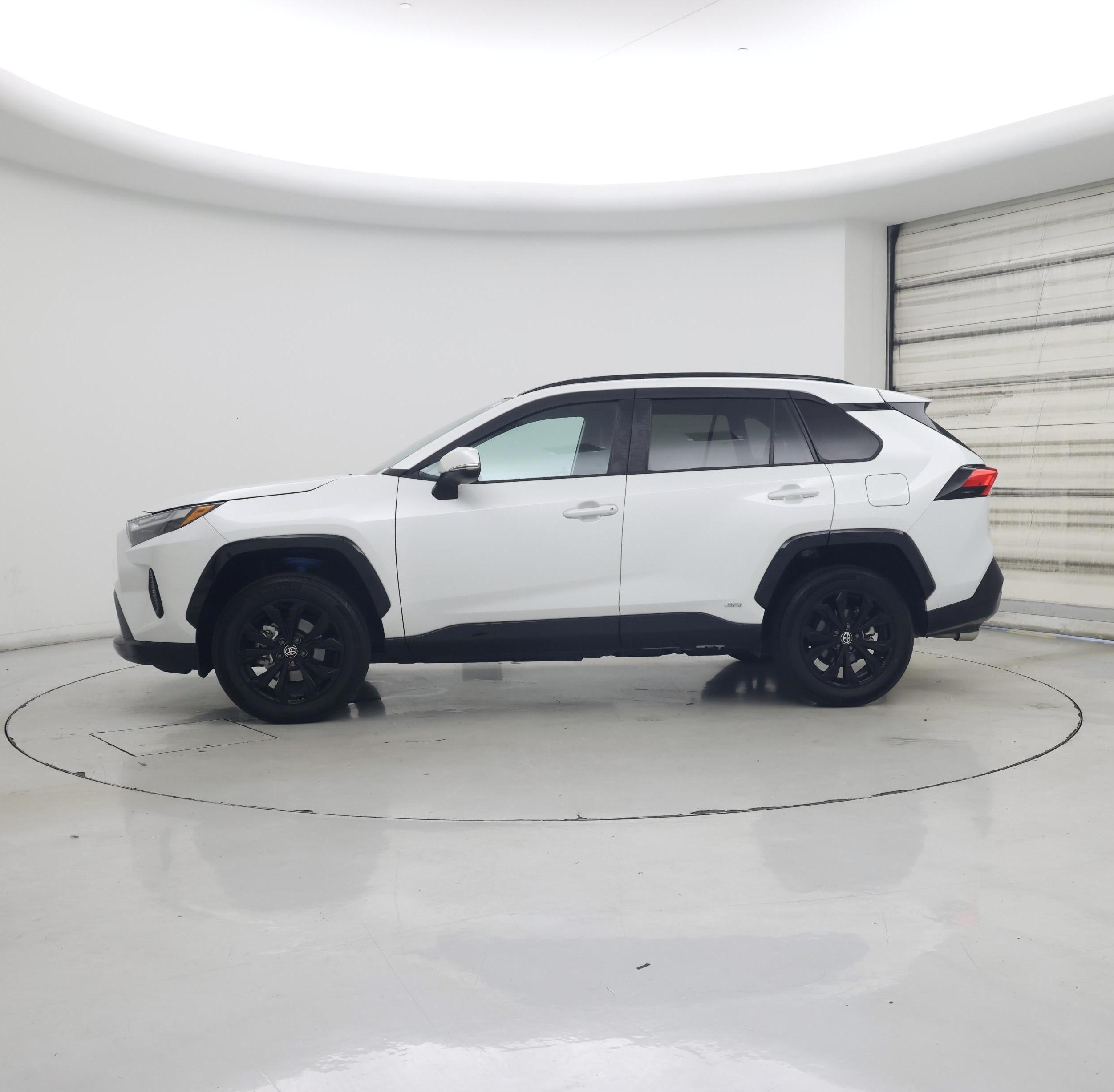 Thumbnail: 2024 Toyota RAV4 - 3