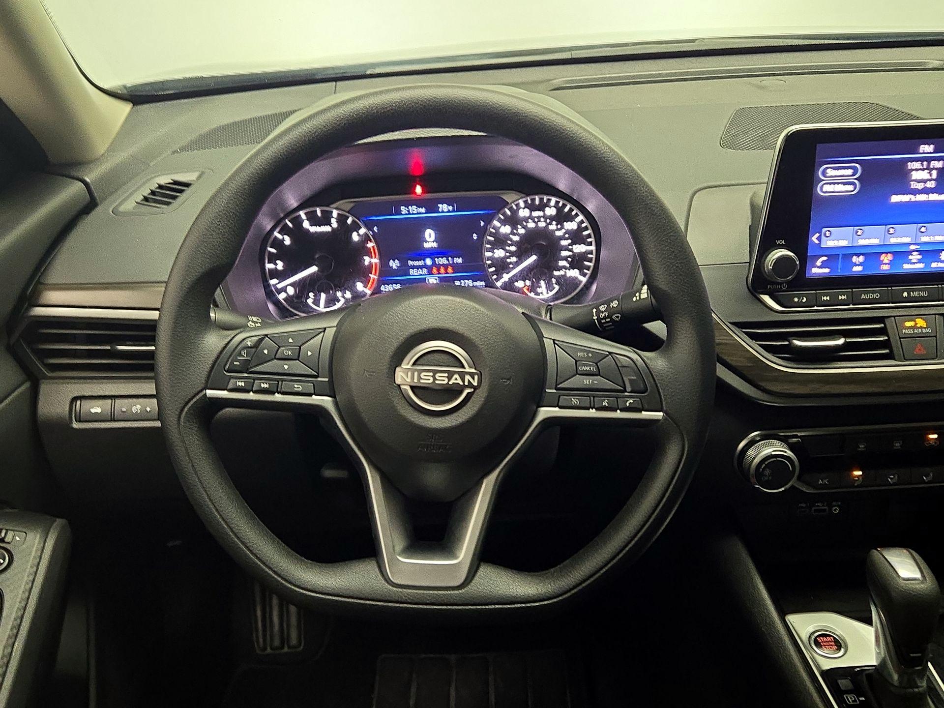 Thumbnail: 2024 Nissan Altima - 10