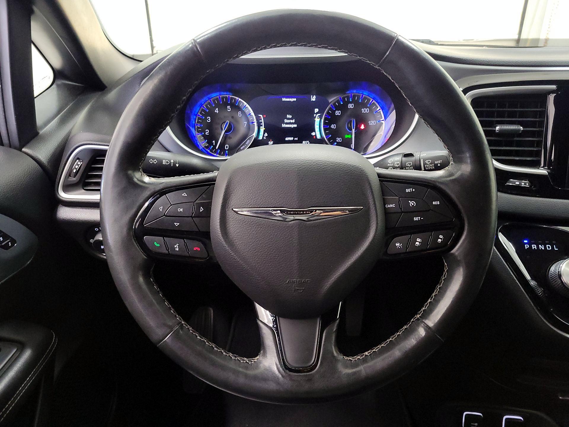 Thumbnail: 2020 Chrysler Pacifica - 10